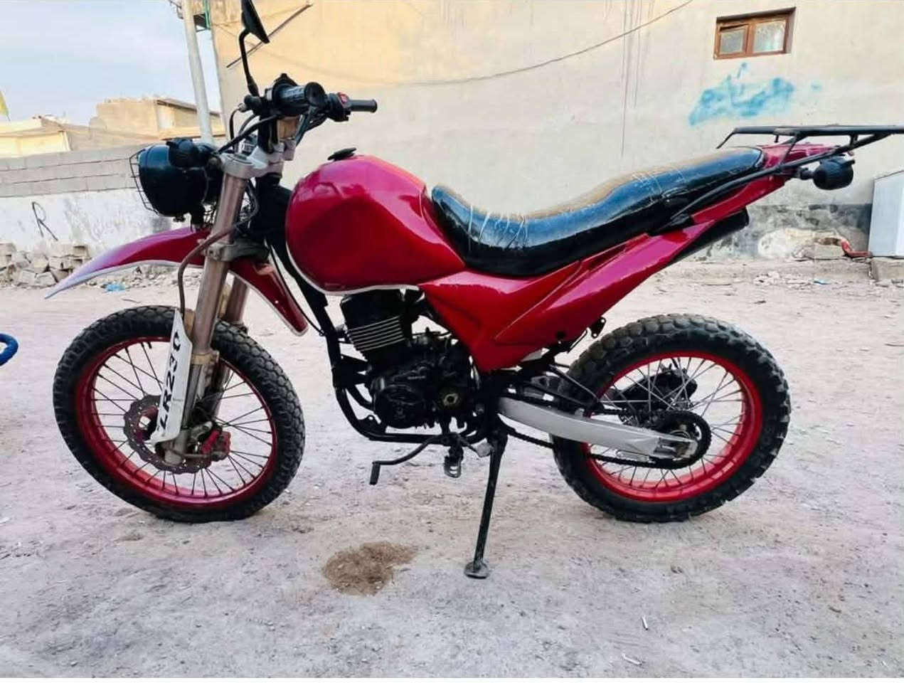 قفاز • دايوان • ٢٠١٥