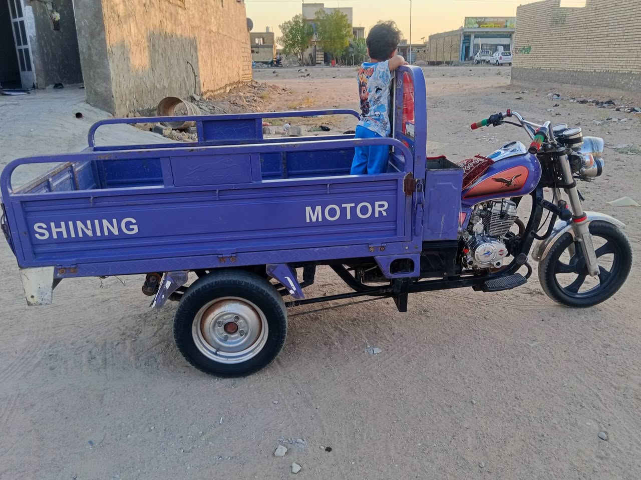 لبيع ستوته مويدل 22 رقم النجف مكان خان نص الحيدريه توصل خاص او ***********
