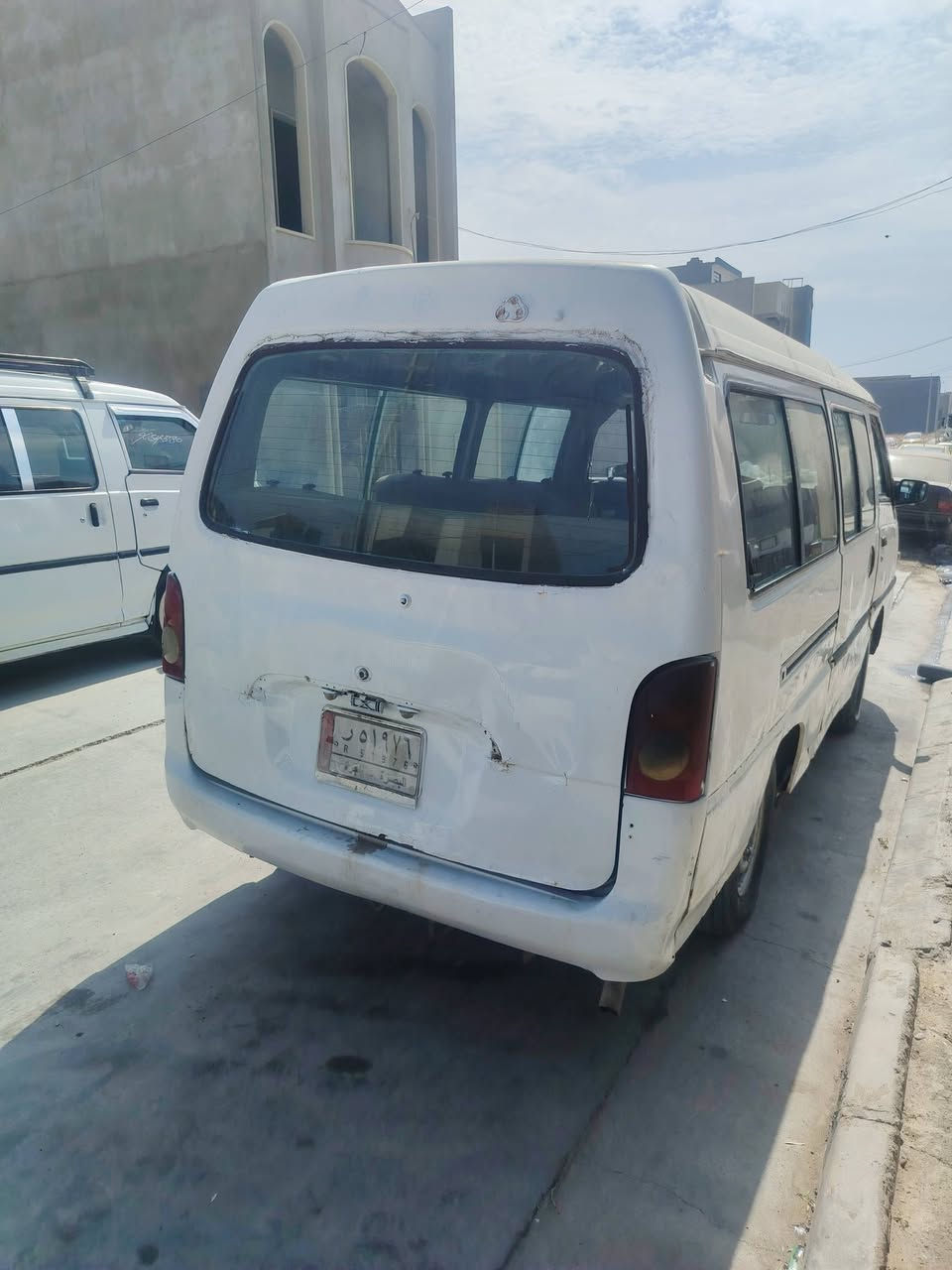 للبيع  موديل 2000 سنويه 2028 محرك بديت نفخ السياره مضروبه بجم ومامصلح زين  ابيع هاذ الموجود السعر 40 بيها مجال ***********.       ***********
