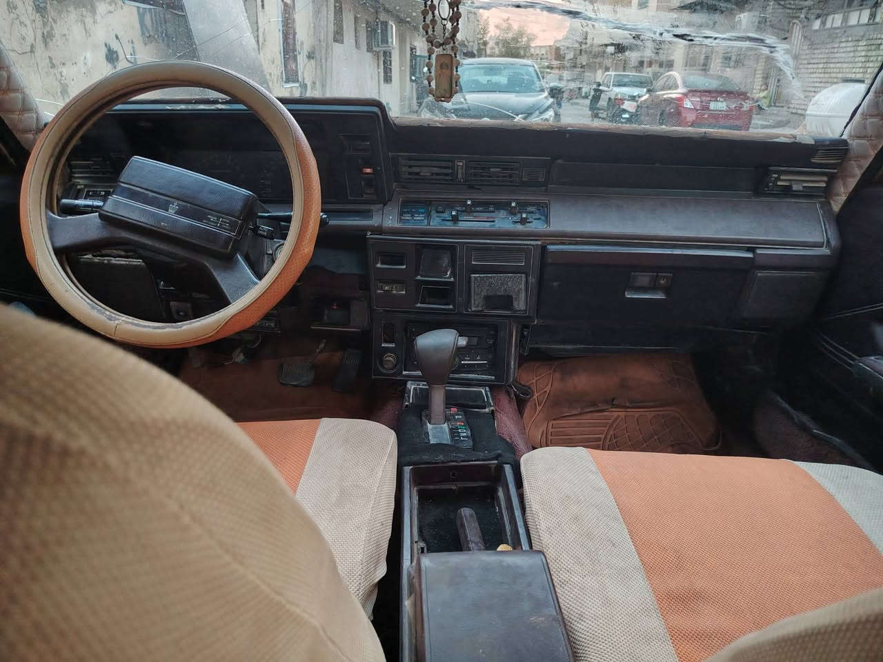 سوبر للبيع موديل 1985محرك بي فتي رقم كركوك راعيه السياره متاوفي ابيع حديدد للستفسار
***********
