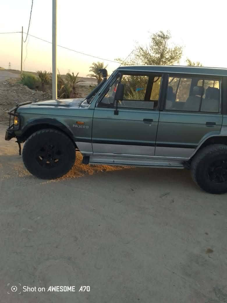جيب لبيع موديل 90 بدون كير ومكينه ولا مداور سعر 18
***********

نص مكتوب في الصور:
- Shot on AWESOME A70