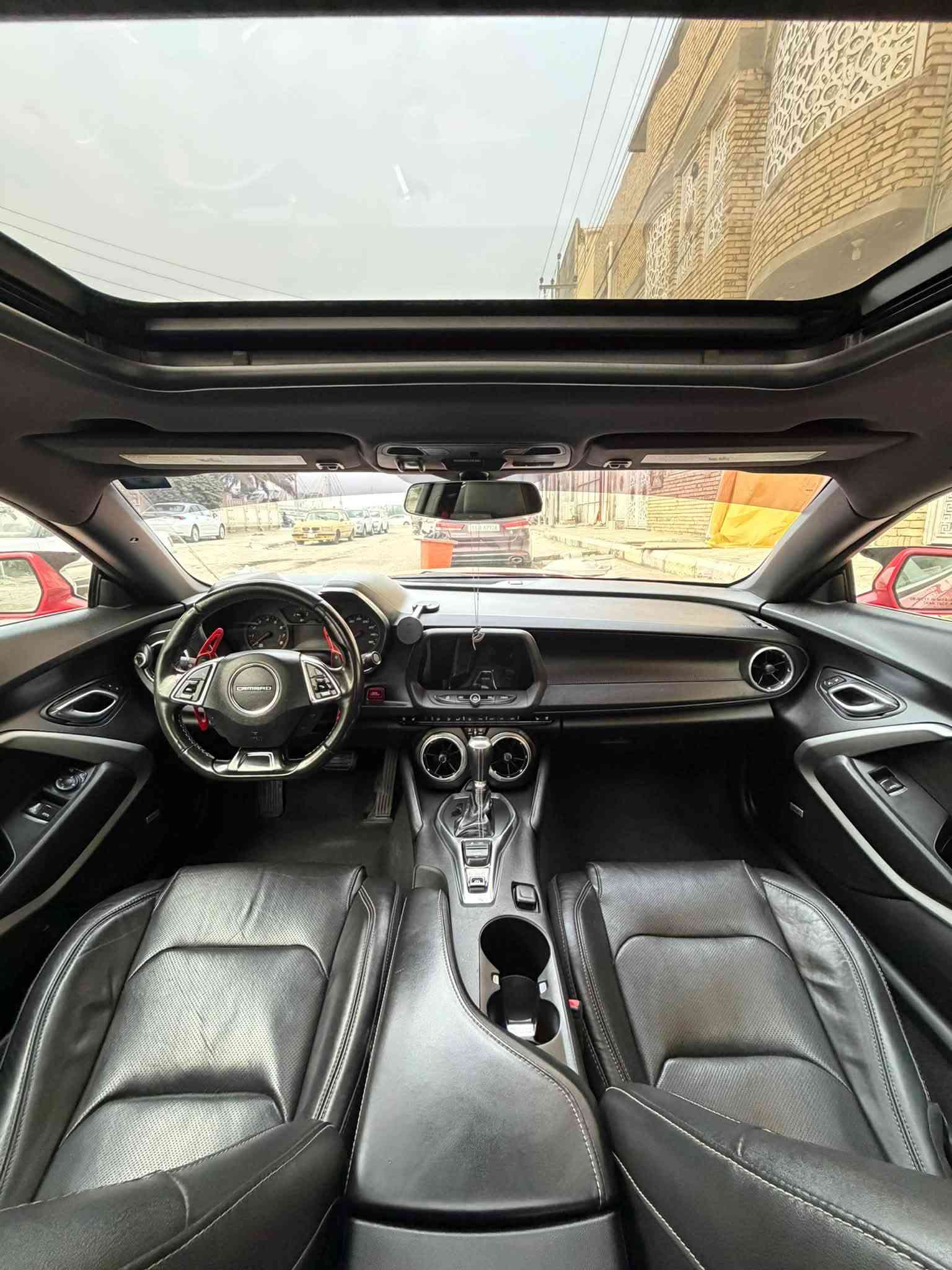 كمارو RS موديل 2018
محرك v6 340 HP

المسافة المقطوعة 50 الف ميل

المواصفات :

شاشة كبيرة مقاعد جلد كهربائية تدفئة وتبريد في المقعد فتحة سقف شفتات ستيرن دخول ذكي وتشغيل عن بعد 

الاضافات :

شوتة رياضية سبكتر من K&N

حلوك صالنصة كاربون فورجد اصلي اكرابوفيك 

دوس لون اسود طافي

كفر مرايا باتمان اسود لامع

لحية امامي اسود لامع

ويل 1le تو سايز اسود طافي 

غطاء وقود ترانسفورمر

التحديث :

بجم SS اصلي دعامية وشبابيك و بلوجكترات 

باك لايت LED سموك اصلي مفتوح من سيارة ZL1

الادامة :

بلكات وكالة جديدة 

حدادية كاملة امامي خلفي + لويات جدد + اذاين محرك وكير جديدة بالباكيت 

تخم تاير تو سايز جديد + تخم حساس جديد

جميع السوائل تم تغييرها ( هيدروليك الگير ودهن الاكسل وسائل البريك وماء الراديتر )

اكزوست كامل حجر بيئة جديد وكالة موديل 23 بالباكيت + حساسات اوكسجين جديدة 

الحادث : 

كما موضح بالصور حادث سطحي صبغ ربع جاملغ خلفي فقط 

وبالعراق بيها بارد اثر طخة خفيفه بالچاملغات الامامية بارد احترافي ابد ممبين بدون صبغ

تكحيلات جدا بسيطة احترافية بالكارت  100‎%‎

كل الانظمة سليمة ولا يوجد اي لمبة عطل في الدشبول 

السيارة كلش جديدة بنظافة ال 23 وغرفتها كلش جديدة 

عزلها حلو وماكو اي اصوات مزعجة داخل السيارة

السعر  158  $ وبيها مجال بسيط

للتواصل واتساب ***********

