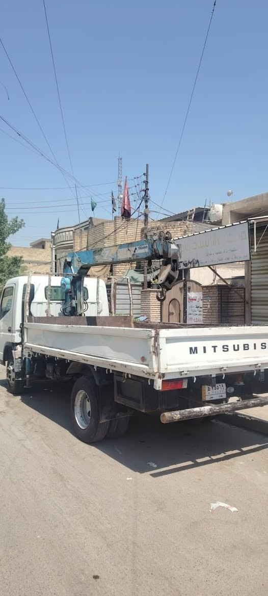 السلام عليكم للبيع كنتر. كرين مديل 2006
رقم بغداد  مرسم بسنويه كرين
كرين 3 سلايت سوبر زت
سعر المطلوب  155  بسمي  تحويل ثاني يوم
مكان السياره بغداد البلديات 
رقم الهاتف.  ***********☎️
