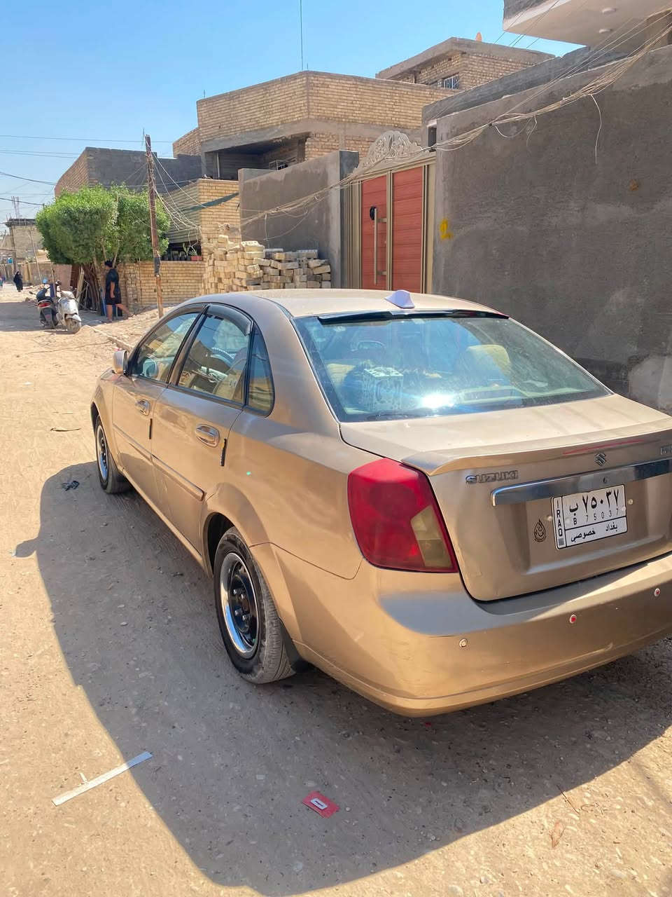 سلام عليكم البيع فورنزه مكينه 2000 
2007
رقمً بغداد بسمي 
كير مكينه تبريد 
تخم تاير جديد 
صدرهه 80 بل ميه 
سياره مال بيت 
حادث جملغ خلفي أبيع حزام 
عنواني مدينه الصدر خلف كراج الداخل 
***********
السعر 55 وبيهه مجال 
مكلف بل نشر
