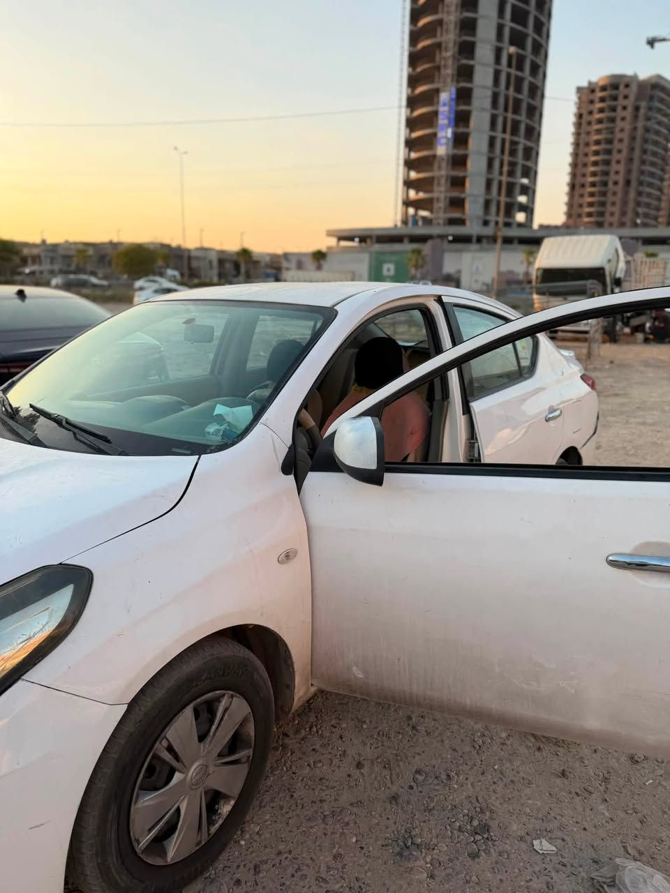 نيسان سني موديل ٢٠١٩ سياره محرك وكير وتبرد خير من الله نقوصاتخا صدر وترتيبات ع الكشر  
سعرها ٨٨ ً وبيها مجال 
***********
