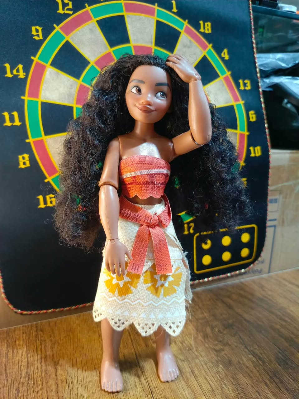 للبيع: لعبة موانا (Moana) أصلية ورائعة جداً من ديزني! 🌟
 عالية الجودة: أصلية 100% وشغل ديزني الفاخر.  
 التفاصيل: ملامح تجنن، شعر كثيف ومجعد، مفاصل متحرّكة، وملابسها الأصلية المضبوطة تماماً.  
 الحالة: بحالة ممتازة جداً ونظيفة، قطعة مميزة للعب أو للعرض!  
 السعر: 20,000 دينار فقط (سعر مناسب جداً لقطعة أصلية).
الكمية قطعة واحدة فقط! للتواصل أو الحجز يرجى المراسلة على
