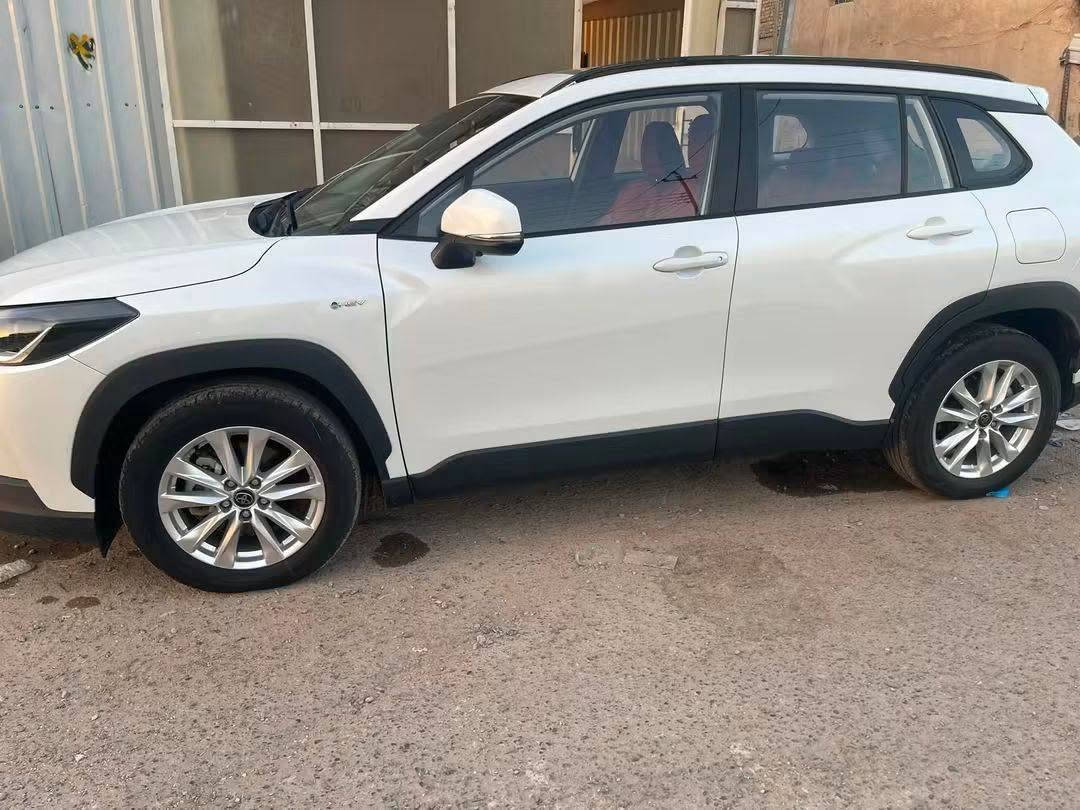 السلام عليكم
كروز هايبرد ٢٠٢٥
ماشيه ٥٦٠٠
الرقم بغداد باسمي
فئة  GS فول مواصفات
اشارات بالمراة 
كشن كهرباء
كاميرات محيطيه
بلوجكترات اماميه
حساس امامي خلفي
رادار امامي 
كشنات جلد احمر
دوشمه كشنات وارضيه
تغليف جميع الجام 
سيارة جاهزه من كلشي
هزة جديده 
السعر ١٨٣ دولار 
٢٨ مليون و٣٠٠
***********
