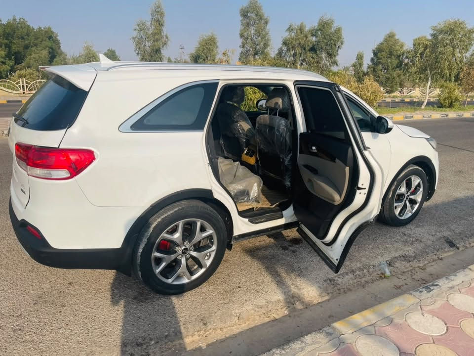سورنتو    V6

موديل 16 خليجي

كامل مواصفات عده الفتحه 

مكينه 6سلندر.  و كير.  مكفولات 

تبريد  شغال.   اطارات جدد.  منضومه زنون 

سنويه ل 2030
رقم ميسان  تحويل ثاني يوم 

ضرر السياره.  مجفيه  + مصبوغه  عام  👉👉👉

مكفوله.  من الكص والتبديل و الشاصي  👉👉

مكان السياره   ميسان 

للبيع. وللمراوس. حسب القناعه 
الاستفسار 
***********
