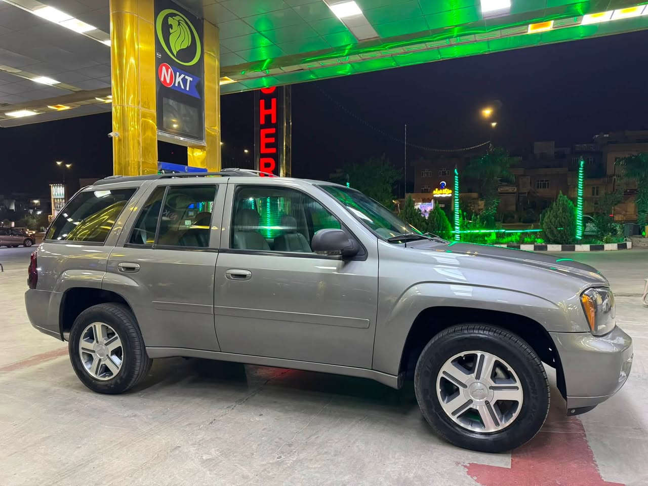 شوفليت ترا بلايزه ر موديل ٢٠٠٨ فول مواسفات ltz قبات مواسفات
محريك ٦ سلندر حجم ٤٢٠٠
محريك ابيظ بيلادي ولا مفتوح حتي شريكه 
سياره سفر شريكه منصور  خليجي 
سياره مابي قطره صبغ بي شرط ولا بارد

صلايت و بجم تاهو 
كوشن جلد و هيته رو ميموري 
سوكان. ڤوليوم تحديد سررعه سقف ديڤيدي بيلادي 
فور ويل دفع روباعي 
تبريد ٢ قطعه شغال 
صدرها هيه بل ميه 
تايرات جديد 
سنويه جديد حتي ٢٠٣١ بئسمي نفس يوم احول بئسمك 
سعر ١١٩ $ 
موكان سياره سليمانيه 
رقم موبايل (***********)
كول عيراق ماكو واحيد مثل هيچي
