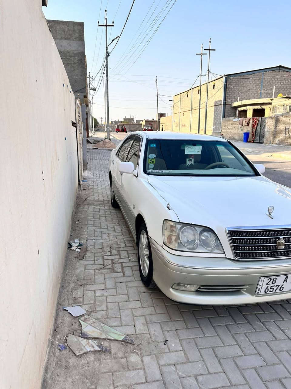 سلام عليكم ملكة لبيع موديل 2000سيارة مكفولة من كير ومكينة ومن كص ونقل جثة وضربة والعيب الشرعي رقم نجف بسمي مداور ثاني يوم سعر 128 وبيهة حك الجية ***********
