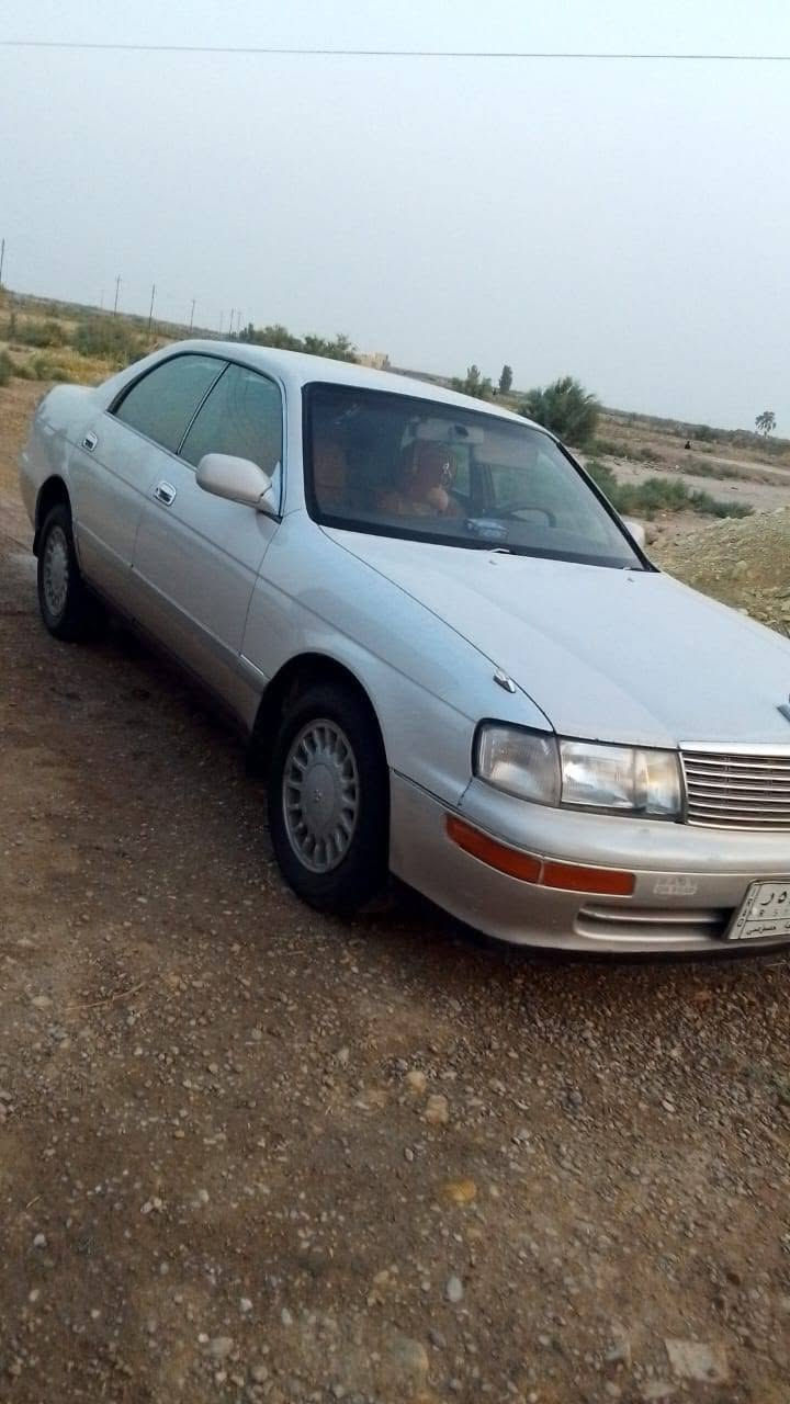 سلام عليكم كراون بطه موديل 92 للبيع مكفول عده الشخوط بالكشر كير ومكينه مكفول تبريد شغال بسمي امداور مباشر رقم قادسيه السعر 55 وبيه مجال بسيط مكان ناصريه قلعه سكر رقم الهاتف ***********
