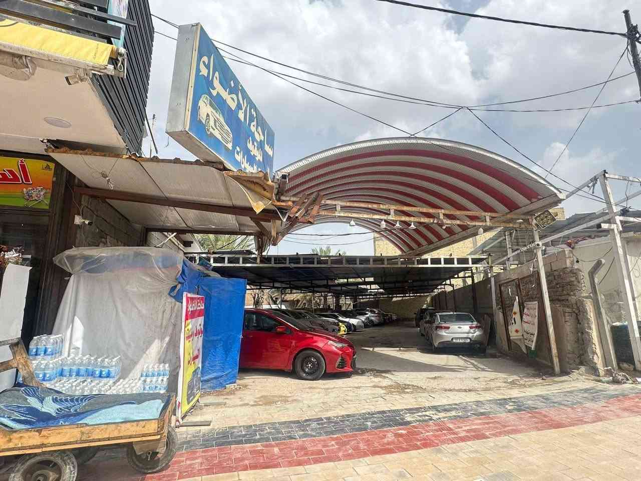 عقار تجاري شارع ميثم التمار
مساحه ٤٨٦م
لبيع أسواق مع كراج حاليا
      الاستفسار 
***********
