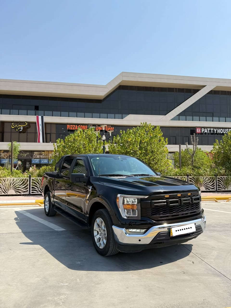 للبيع فورد F150 موديل 23 أمريكي 228 $
حادث جاملغ أمامي وبنيد بدون دواخل 
موضح داخل المنشور 
صبغ ثلاث قطع بدون دواخل
مواصفات XLT

باب طويل بدي قصير المرغوب

حجم المكينه 5000V8

كير تعليك كراسي متصل رقم مميز بأسمي ديالى انكليزي 

كير مكينه مكفولات تبريد ثلج حداديه صدر تخم تاير السياره جاهزة السعر 228اوبيها مجال للشراي مكاني ديالى بعقوبة للستفسار أتصال ع الرقم ***********
