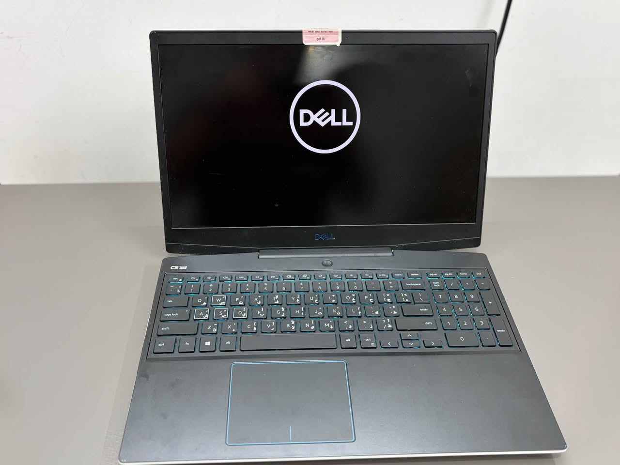 لابتوب Deel للبيع 
1-المعالج i7 10THH
2-الرام 16DDR4
3-المعالج SSD 
4- الذاكره 256 
5- حجم الشاشه 15.6 
6- VGA GTX 1660Ti 4G 
السعر 650,000 وبيه مجال

للتواصل على الرقم ***********
