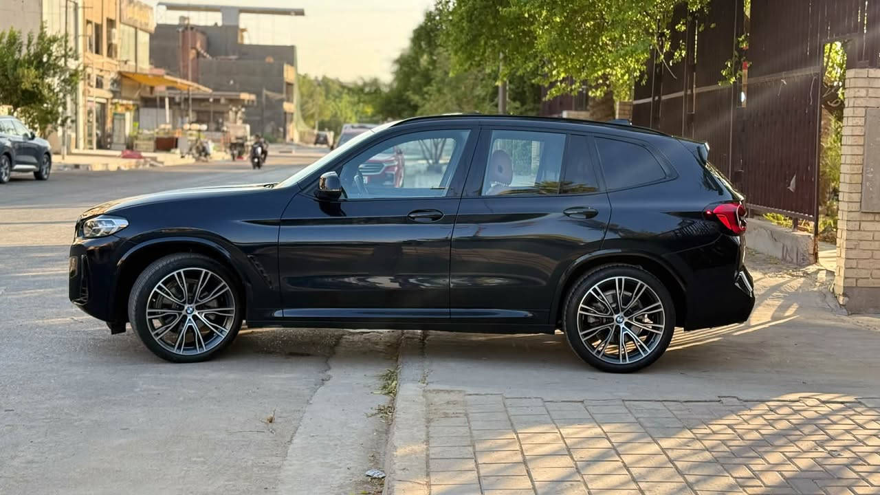 السلام عليكم
BMW X3 2024 Sdrive M PKG

للبيع فقط

سياره جديده ماشيه 14,000 ميل

حادث مثل ما موضوح بالصور PDR بسيط بالبنيد وتكحيل بدون صبغ

ايرباكات ستيرن وبرده طاك ومصلح سستم

السياره M PKG مختمه كلها

مواصفات الBMW المعروف من حساسات وكشنات جلد ورادارات سقف بانوراما، كار بلي، تحكم ستيرن، تدفئه بالكشنات والستيرن الخ

داخل مشمشي

صور الحادث والشاصي مرفقه

WBX47DP06RN266278

رقم السياره اربيل دخول جديد

مكان السياره شارع فلسطين

تواصل خاص 

او وتس اب

***********

@highlight

نص مكتوب في الصور:
- ALKHAFAJI CARS DRIVE YOUR NEXT STORY BMW X3 2024 LUXURY PERFORMANCE VERSATILITY THE ULTIMATE DRIVING MACHINE MORE THAN A CAR A BETTER JOURNEY PREMIUM COMFORT ADVANCED TECHNOLOGY SAFETY YOU CAN TRUST VERSATILE FOR EVERY JOURNEY PERFORMANCE IN EVERY DRIVE ALKHAFAJI CARS TRUST | QUALITY | A BETTER DRIVE