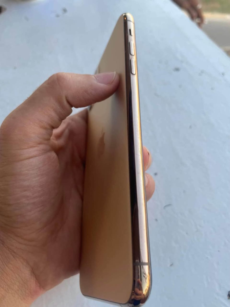 11 برو ماكس نضيف شخط مابي وسعره آخو البلاش 
السعر 210🔥.
ذكره 265
بطاريه ٧٤
فقط مبدل شاشه اصليه أمانة الله كله شغال 
***********

