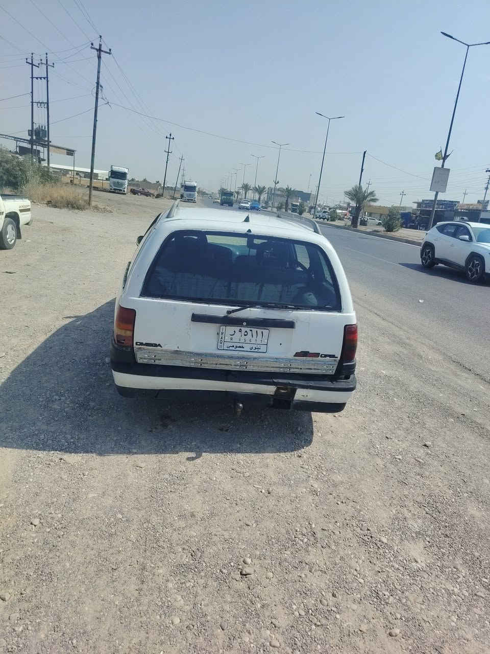 سلام عليكم لبيع اوميكا حجم 24 موديل 92 سنويه عضم عاج شرط وكاله وتحويل مني  سياره بسمي اني شرعي محرك وكير شرط رقم نينوى الماني السياره بدون ضرر بدون صبغ السعر 11 وبي مجال كربون بزين موجود ***********
***********
