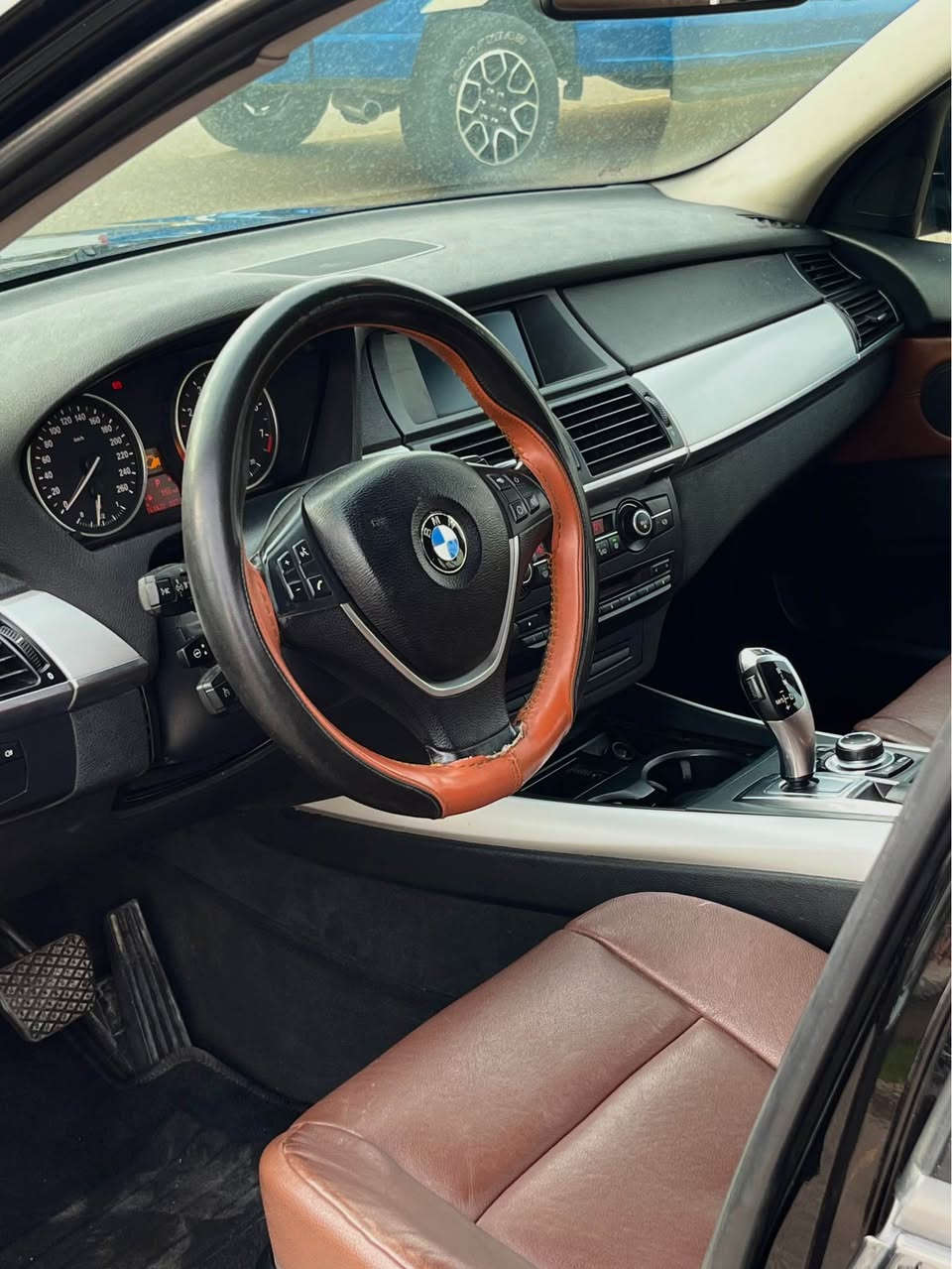 بي ام دبليو X5 • بدون صبغ • ١٦٠٠٠٠ ميل
