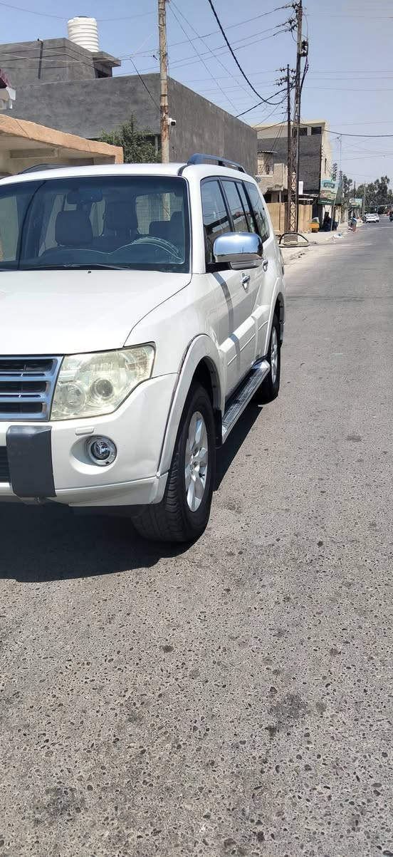 باجيرو 2010  حبتور فول مواصفات لون ابيض صدفي حجم المحرك 3500 رقم  بغداد  بدون حادث  سيارة  مكفوله من الصبغ سياره وضع الشركه معروفه خليجي السياره جديده مال جناي فورويل نضام دفلوك كشنات كهربائي اشارة بل مري شفط تحكم ستيرن شاشة  فتحه تبريد ثلاث قطع حساسات خلفيه زاد ثلاجه تخم تاير كير مكينه حداديه خير من الله سياره جديده لوك محرك 6السعر132  اتصل وبيك خيروتدل ***********مكان السياره بغداد اليوسفية 
للبيع او مراوس ب جيتور
