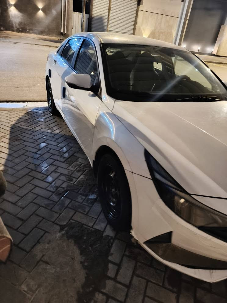 سلام عليكم النترا 22 خليجي محرك 1600 دوش گير ايتي السيارة مكفولة من التبديل رقم شمالي سنويه لحد, 27 شهر العاشر السيارة بيها ضربة بالباب السائق فقط والباقي مكفول + السونار موجود السيارة جاهزة گير مكينه خير من الله تبريد جاهز كهربائيات حداديه ٨٠/ بالميه السعر 135$ بيع أو مراوس حسب القناعه ماكو مشكلة رقم الهاتف *********** رجائا الموشراي خلي يعبر المنشور... مكاني بصره جمعيات قرب الرعاية الاجتماعية البصرة, العراق
