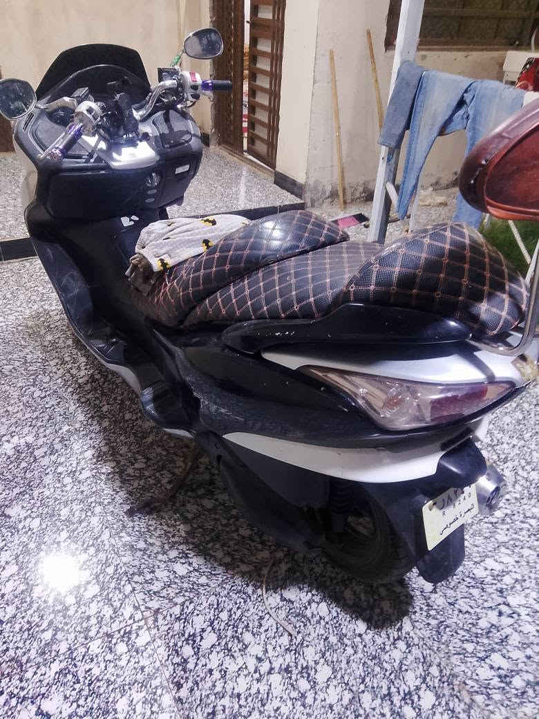 دراجه فورزه للبيع 08 بيهه خيط تبخير قفلهه 300
*********** البصرة, العراق
