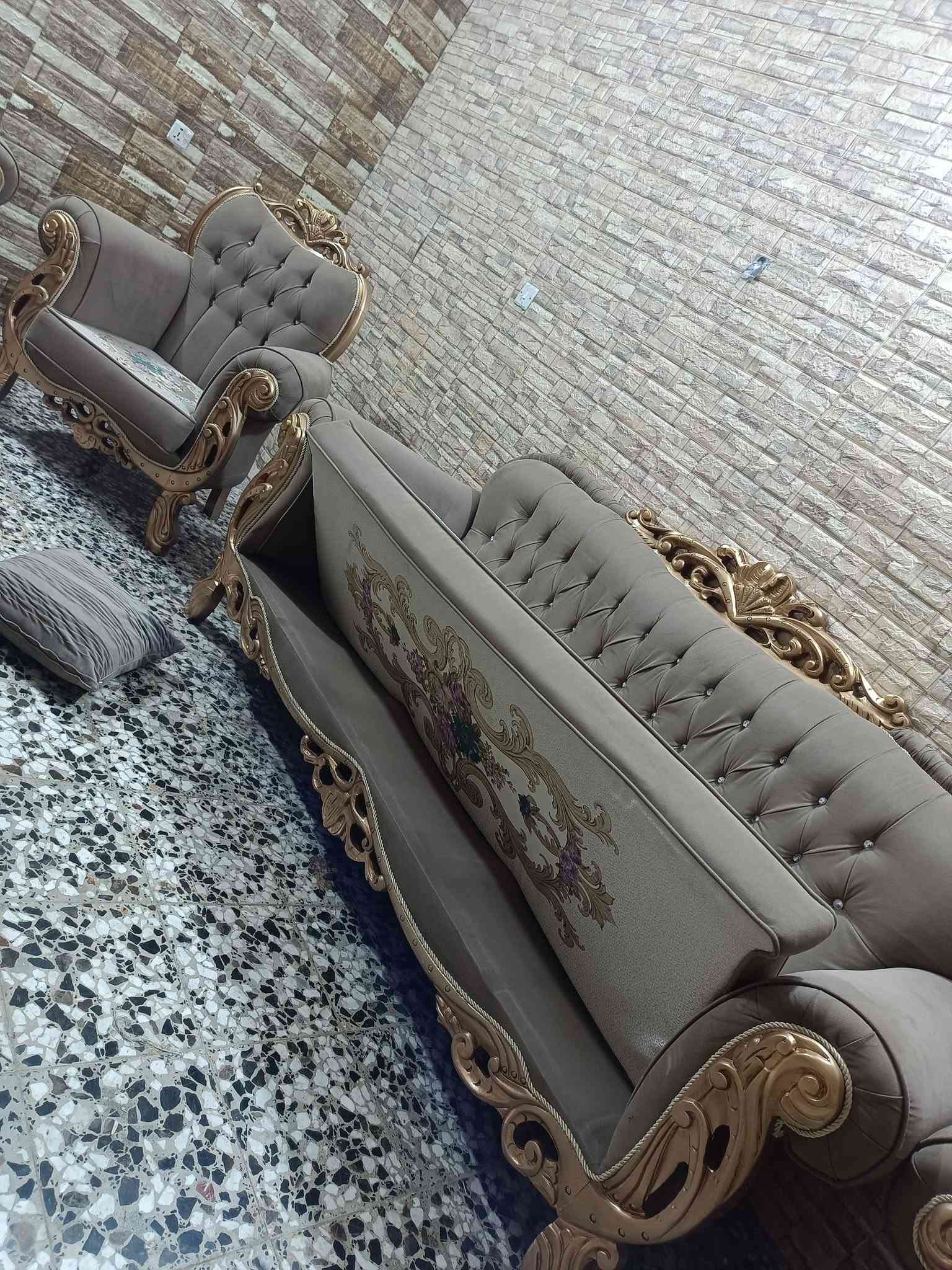 تخم تركي 10 مقاعد أخو الجديد خشب زان الأصلي المقعد وجهين المكان نجف كوفه ***********
