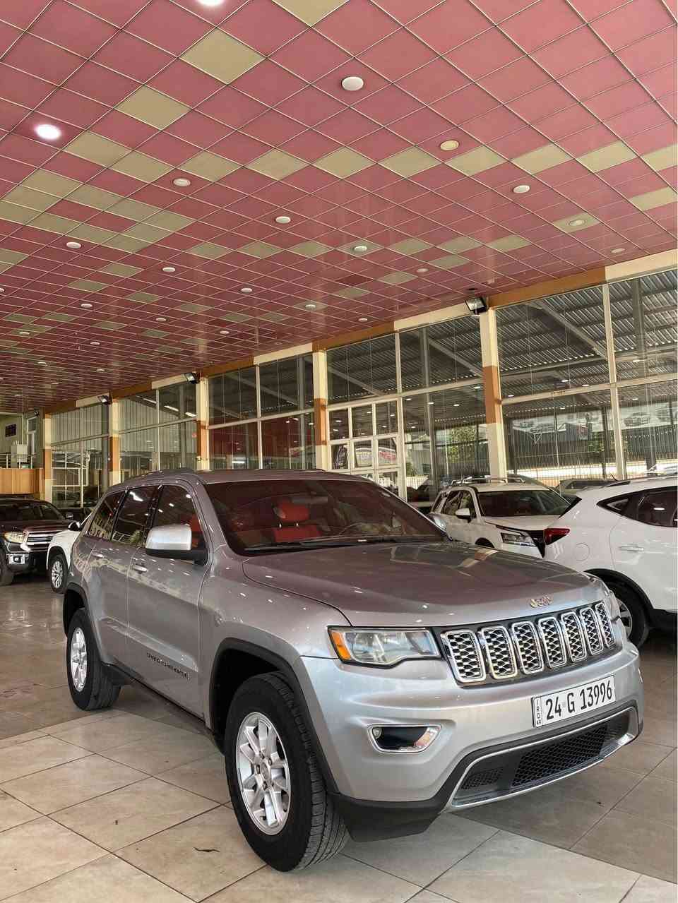 جديد 
جيب لاريدو موديل2019 
3قطعة صبغ بدون دواخل 
سيارة كير محرك بشرط ده بل اكسن
سيارة كولو جديد 
مكان سيارة دهوك
رقم موبايل 
☎️ {***********}واتساب و ماسنجر موجود دهوك, العراق
