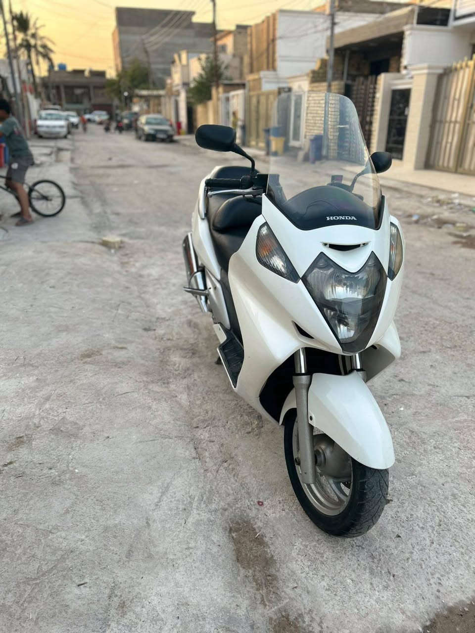 سلفر ونج
600 / مكينة رصاصيه مال شركه
مكينة بلادي ممفتوح الدراجة خير من الله
 جيب فيتر وتعال المكينة مكفولة ✅
مكاني بغداد _ابو دشير 
***********
السعر 17$وبيها مجال
صندوك بيها وكلجات توني مبدل وقايش ودهن 
دراجه متعوب عليها بس بيع متوازي
