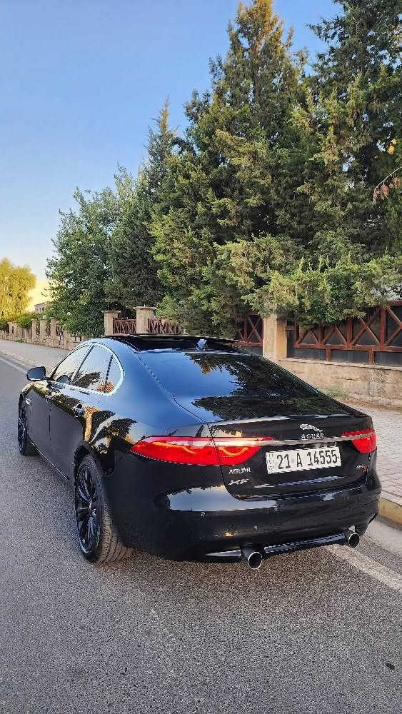 Jaguar XF R daynamic
مةكينة ٦ بستون  ٣.٠ سوپرچارج  نةكرايتةوة 

بوياغي نية تةنها دوو دةرگاي بيلادي گوراوة 
بي داخل بي ارباك 
فوول مواصفات 
تحويل و غرامة بةشةرت 
سعر ١٢٨ وةرةقة و مجال 
***********
___________________.

للبيع فقط بسعر جوة سوك 

 جاكوار Xf  ٦ سلند 
وارد امربكي حادثه  بابين يم سايق  مبدل بيلادي  بدون داخل و ارباك 
موديل : 2017
ماشية : 80 الف فقط
محرك 6 : سلندر بانزين 3.0 سوبرجاج
لون :اسود
سعر   $128 ورقه فقط
رقم تليفون و واتساب:
***********
 مواصفات فول الفول اعلى فئة للأخير
,ليع فحص و هزة و سنوية جديدة 
محرك و كير و كهربائيات كله شرط بدون النقص  
كير محرك ممفتوح بشرط ✅️ أربيل, العراق
