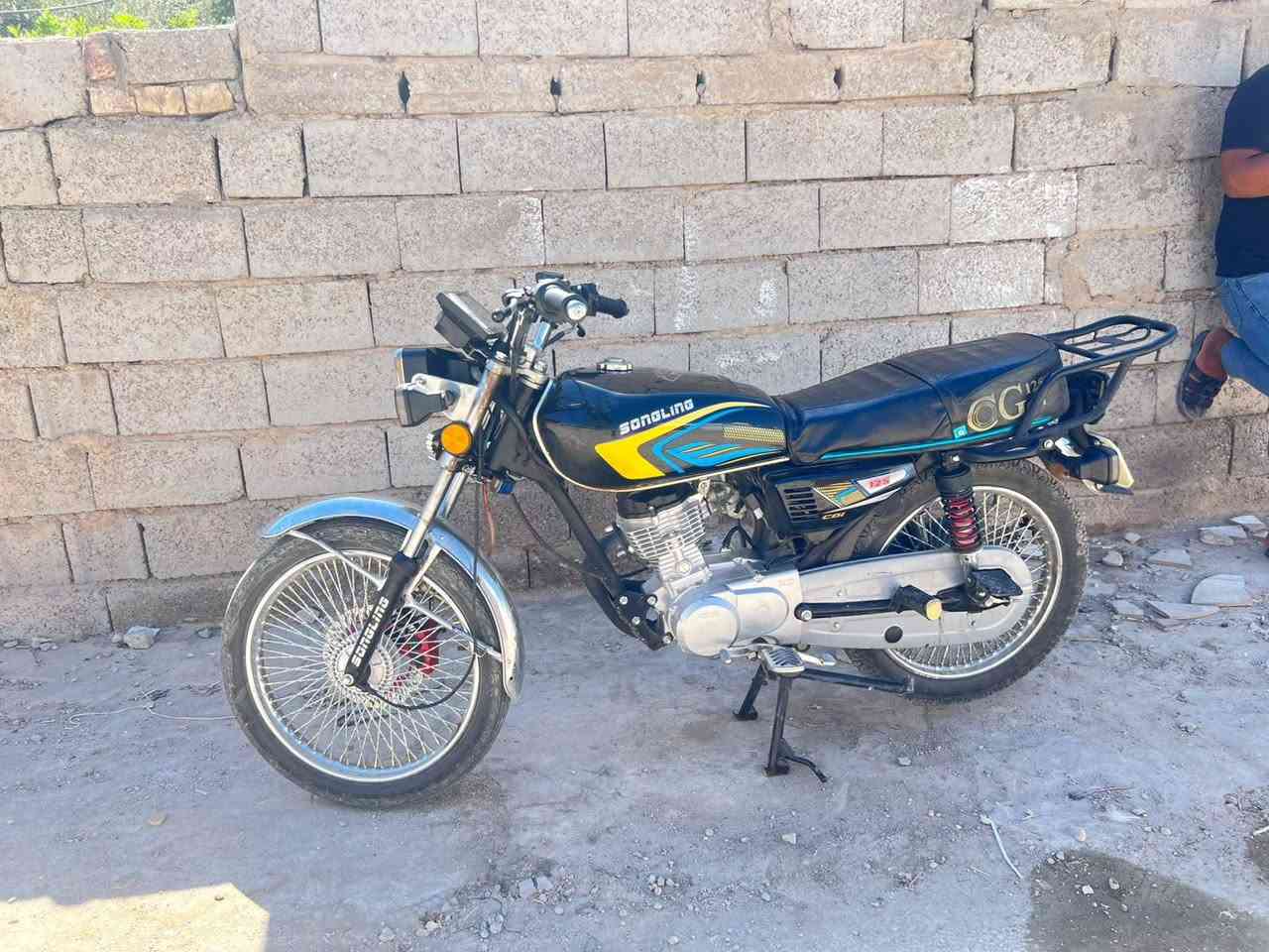 للبيع او مراوس بنامة ٢٦ او ٢٧
تايكر موديل ٢٠٢٦ مكفول كفالة عامة اشاير شغالات شاشة شغالة مازدة كلة شغال. بي نقص بك لايت والجبن مال الدبلات الأمامية
المكان ديالى بلدروز
السعر ٦٧٥ وبي مجال جماعة ال600 لاتدخل.

موجود خاص ***********
