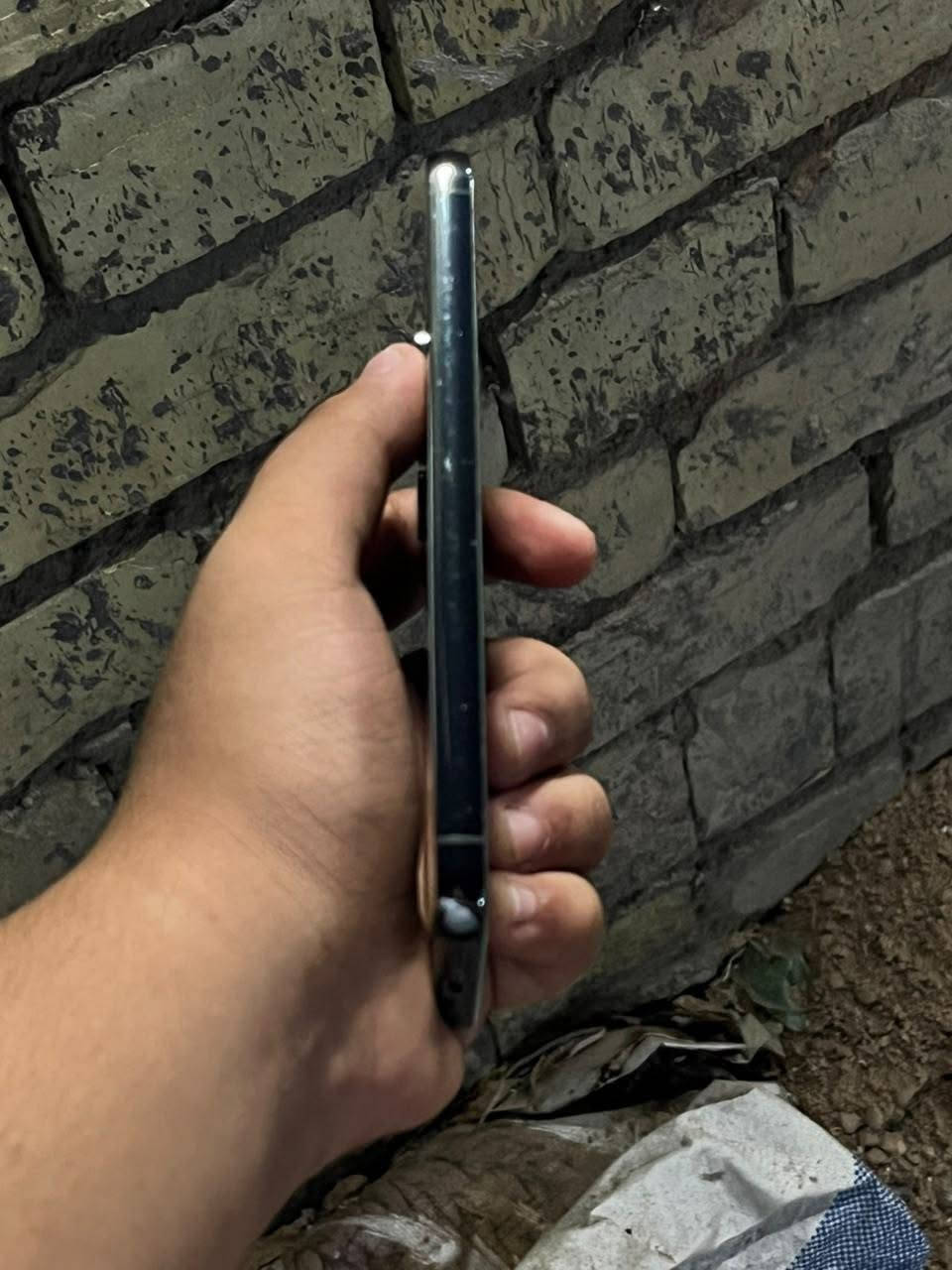 السلام عليكم 
Samsung s23 5G العادي 
شرق أوسط دبل سيم كارت
128 ذاكرة
معالج snp 8 gen 2
شاشة super amoled 
120hz
نضافة 90% 
جهاز وتر بروف مكفول 
السعر 450 وبي مجال 
مكاني بغداد الزعفرانية 
***********
ملاحضة معجبك السعر اعبر المنشور رجاءاً
