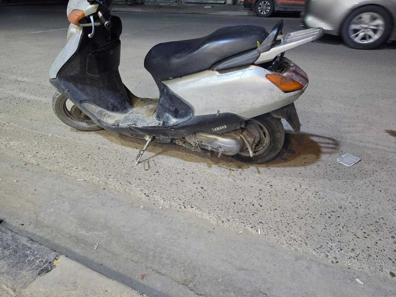 سبيسي • كايمه • يدخن