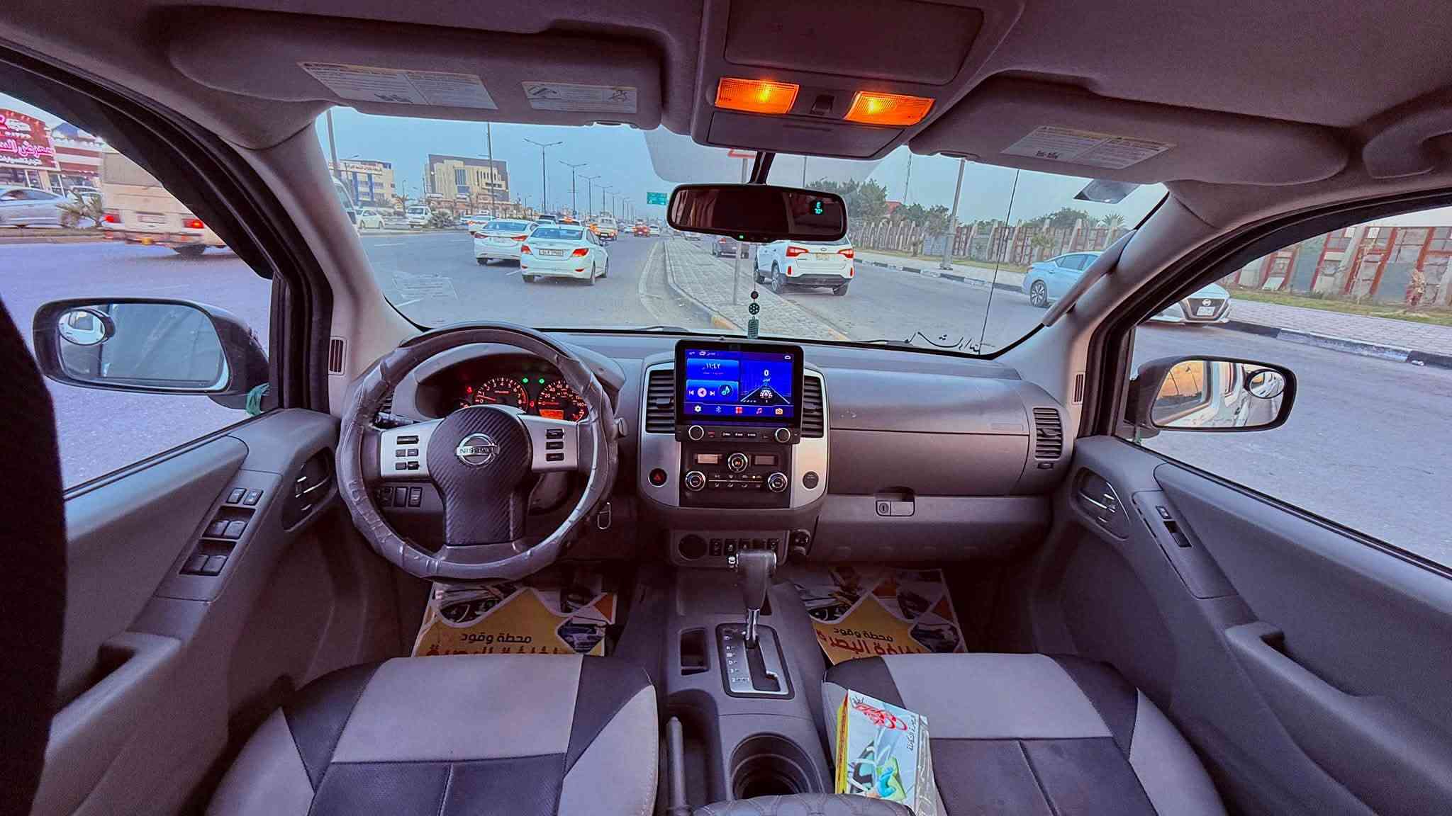 فرونتيرا للبيع او مراوس بالشكل الجديد وارد امريكي حادثها مدگر وبنيد مكينة 6 سلندر ماشية 80 الف گير مبدل جديد اصلي سيارة خير من الله احلى من الصور مالت جناي ما بيها نقص برغي سعرها 160 $ وبيها مجال مكانها البصرة القبلة للاستفسار ***********
