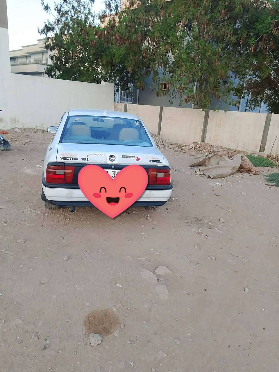 اوبل فكترا اوتوماتيك موديل1992 رقم كركوك وسنويه كله جديد لل31 شرط التحويل السعر 48 ورقه وبي مجال ***********
