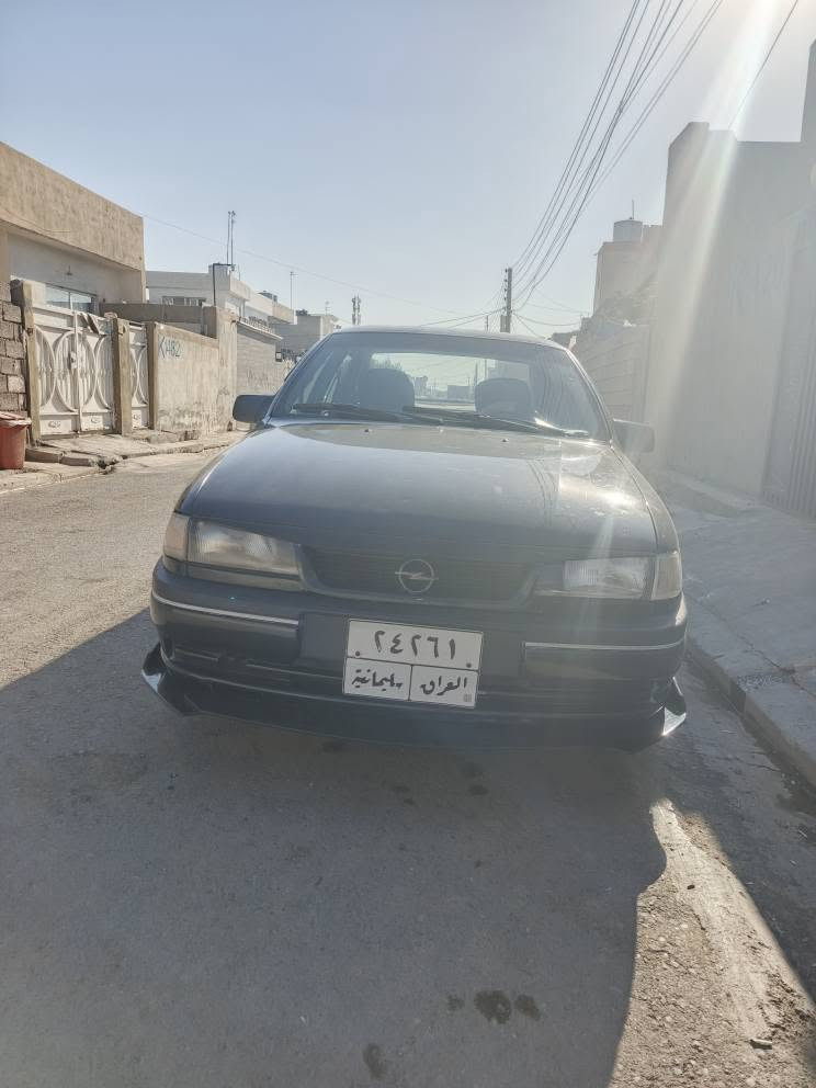 فیکترا مۆدیل 1992 
 سووبغ عامە بۆ جوانی سووباغ کراوە
بەناوی خۆمە 
سەنەوی ئەو مانگە بەسەر چووە
بە ناو کڕدن و مووس براوە بەشەرت تەقە و رەقە بەشەرت بەس ماشاءالله دەوێت 
سەیارکه کامل عەزل کرایە
سعرەکەش 37 مجالێکی کەم
شوین هەولیر 
واتساب *********** أربيل, العراق
