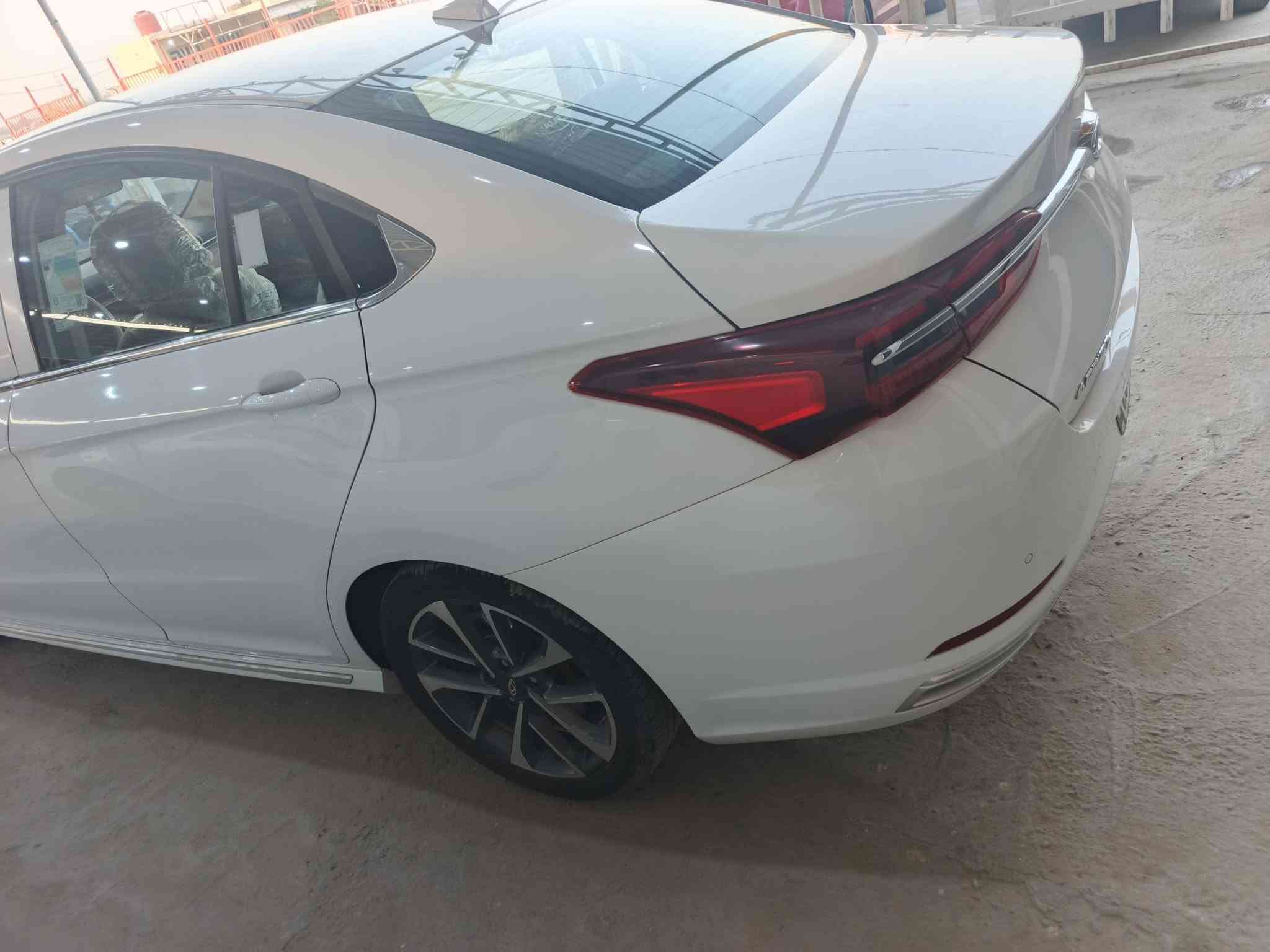 شيري اريزو 6فئة الفول مواصفات بعدهه زيرو مكفوله كفالة عامه السياره بأسمي تحويل نفس اليوم موديل 2024
السعر 110وبيهه مجال 
***********
