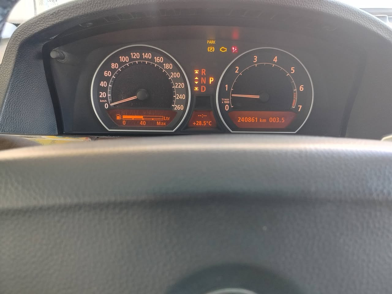 سلام عليكم باخره للبيع موديل 750i 2006 باب قصير
محرك وكير مكفولات  بيه محرك B40 جديد ولاستيك ولف مبدل جديد 
سياره بلاديه ماملعوب بكهربائياته 
تبريد شغال ثلج  3 قطع 
بيبان وجنطه شفط 
كشنات كهرباء وخزن 
تبريد تدفئه ب الكشنات الاماميه 
الخلفيه فقط تدفئه 
5 بردات كهربائيه 
لايت زنون
غرفته جديديه كلش 
مكفاله من الحادث او ضربه 
نواقص ال بيهه
 حداديه نص عمر +برده خلفيه عاطله +بكلايات الي يصيرن ب جنطه +جك الجنطه +سايد بريك 
بيه صبغ واكع  ماعرف كلير صفحه السايق  ابيع صفحه كامله مصبوغه فقط بدون اي ضربه شرط 
رقم انكليزي  كربلاء بأسمي 
السعر 125 وبيه مجال بسيط 
***********
