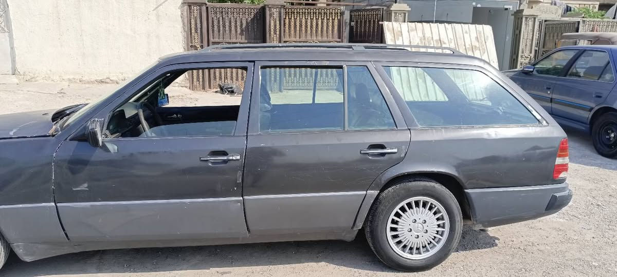 مارسدس دب موديل 1988 كير ومكينه بطه ثنين ونص جدد صدر امامي خلفي جديد تخم تاير جديد تخم ويل كب جوزه تشغيل جديده جوك لايت جديد السياره نظيفه وحلوه عوزها بس ملاحظات بل بطن راعيها متوفي اهله موجودين يسون قسام شرعي رقم بغداد الماني سنويه عظم عاج بعدهي ما ساقطه السعر 22وبيها مجال مكاني بغداد ام الكبر
السلام عليكم
مارسدس دب موديل 1988 كير ومكينه بطه ثنين ونص جدد صدر امامي خلفي جديد تخم تاير جديد تخم ويل كب جوزه تشغيل جديده جوك لايت جديد السياره نظيفه وحلوه عوزها بس ملاحظات بل بطن راعيها متوفي اهله موجودين يسون قسام شرعي رقم بغداد الماني سنويه عظم عاج بعدهي ما ساقطه السعر 22وبيها مجال مكاني بغداد ام الكبر 
***********
