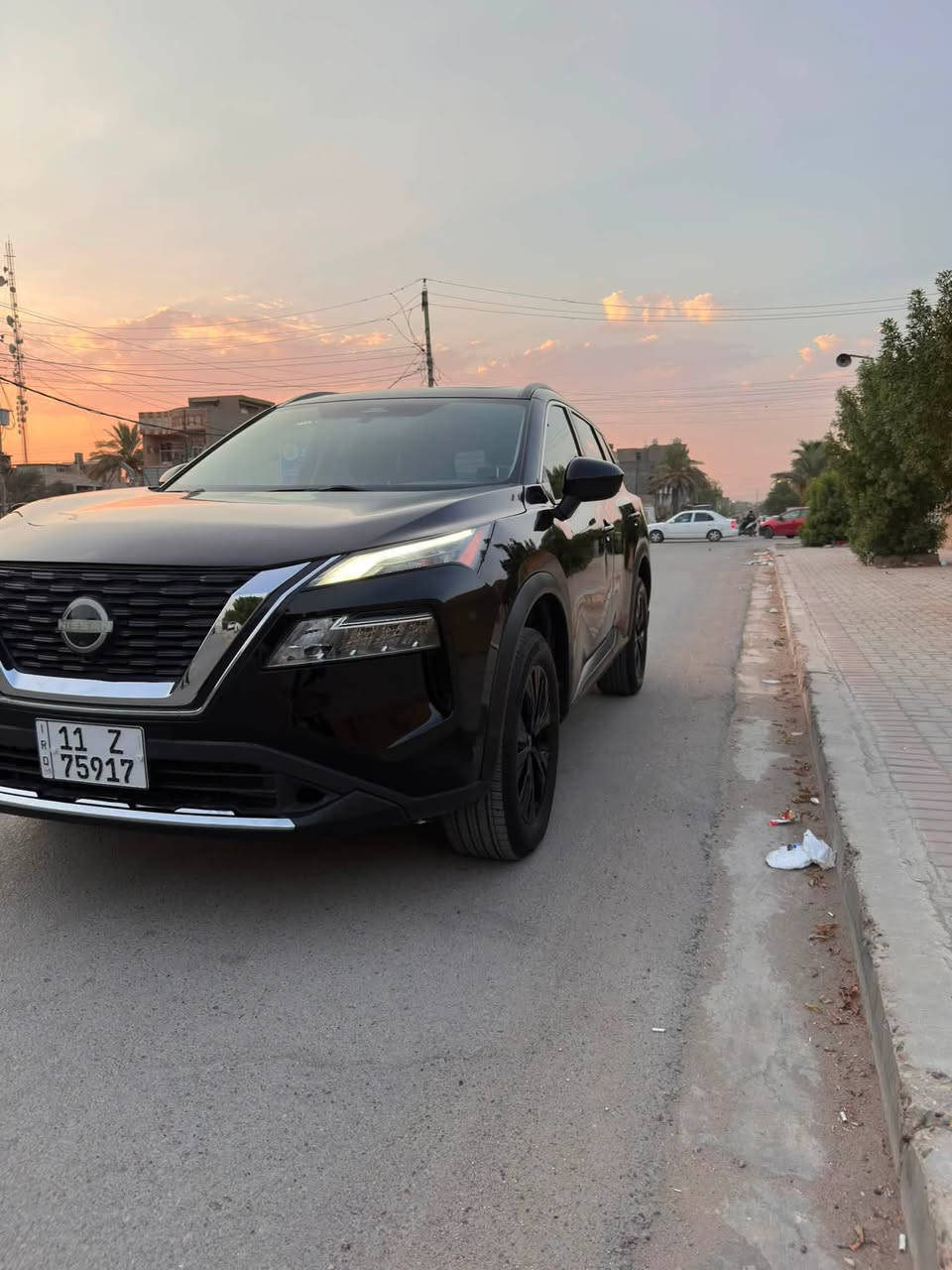 السلام عليكم
نيسان روج 2023
اس في مدنايت SV MIDNIGHT
دAWD  
1500 تيربو 3 سلندر 
ماشيه 24
المواصفات 
كشنات جلد 
كشن كهرباء +تدفئه 
تدفئه ستيرن
تبريد قطعتين
اوتو هولد 
اوتو اوف AUTO OFF
نقاط عمياء
رادار امامي
تحديد مسار 
لايت عالي اوتو ينصه من 
سياره مقابيلك ويعله من يكون ضلام 
5 انضمة قياده 
شفتات ستيرن 
جنطه كهرباء 
بردات بلاديات 
داخل لونين الون الجكليتي المرغوب 
توقف ذاتي بالخطر امامي +خلفي
مدخل تايبسي+يو اس بي+12V
لايت لد نهاري 
بك لايت لدات 
حساسات خلفيه +رادار 
بانوراما
مواصفاتهه كلش حلووه مفووله السياره للاخير
واقتصاديه بشكل موطبيعي 
مكانهه الدوره 
السعر 155
وبيهه مجال 
***********
