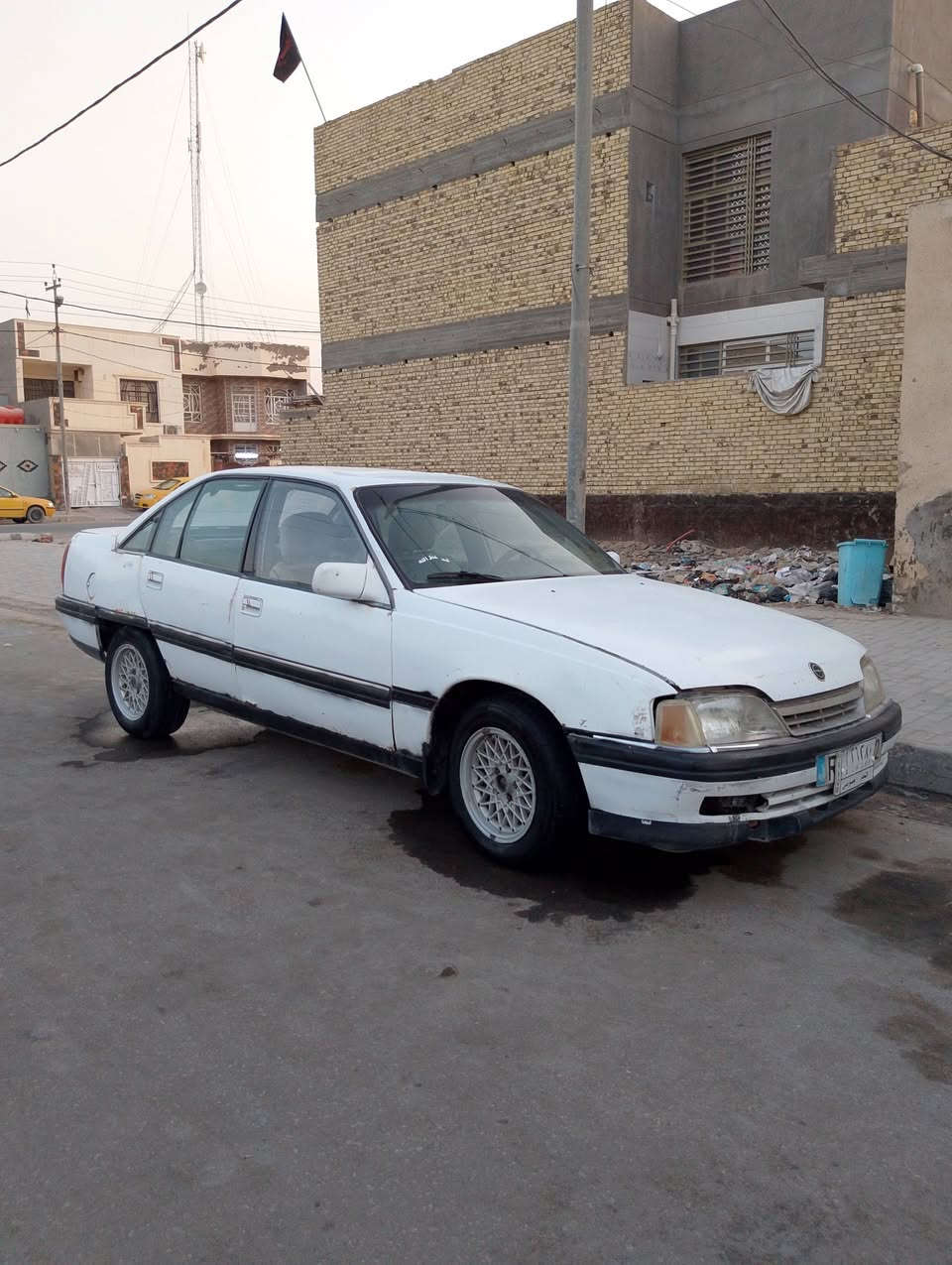 السلام عليكم اوبل اوميكا مكينه دايو كير اوتوماتيك رقم نجف مالكهه جيراني سعرهه مليون وثمنميه وبيهه مجال عنواني الديوانية حي الزهراء قرب المستوصف 
رقمي ***********
