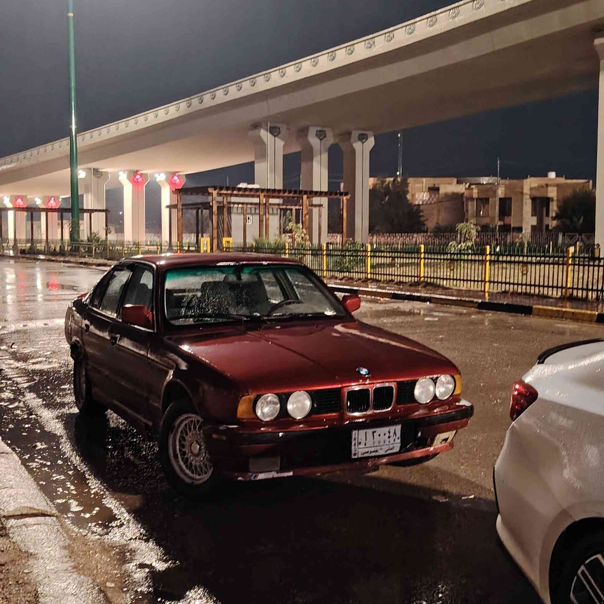 BMW  525I 1991  كير عادي مكينه كير صدر تبريد فول للاخير صفاحها موسس بيها شلعه تشك الكاع بدون حادث بس شويه غرفتها تعبانه ب37 وبيها مجال بسيط مكاني سماوه 
*********** بي واتساب
