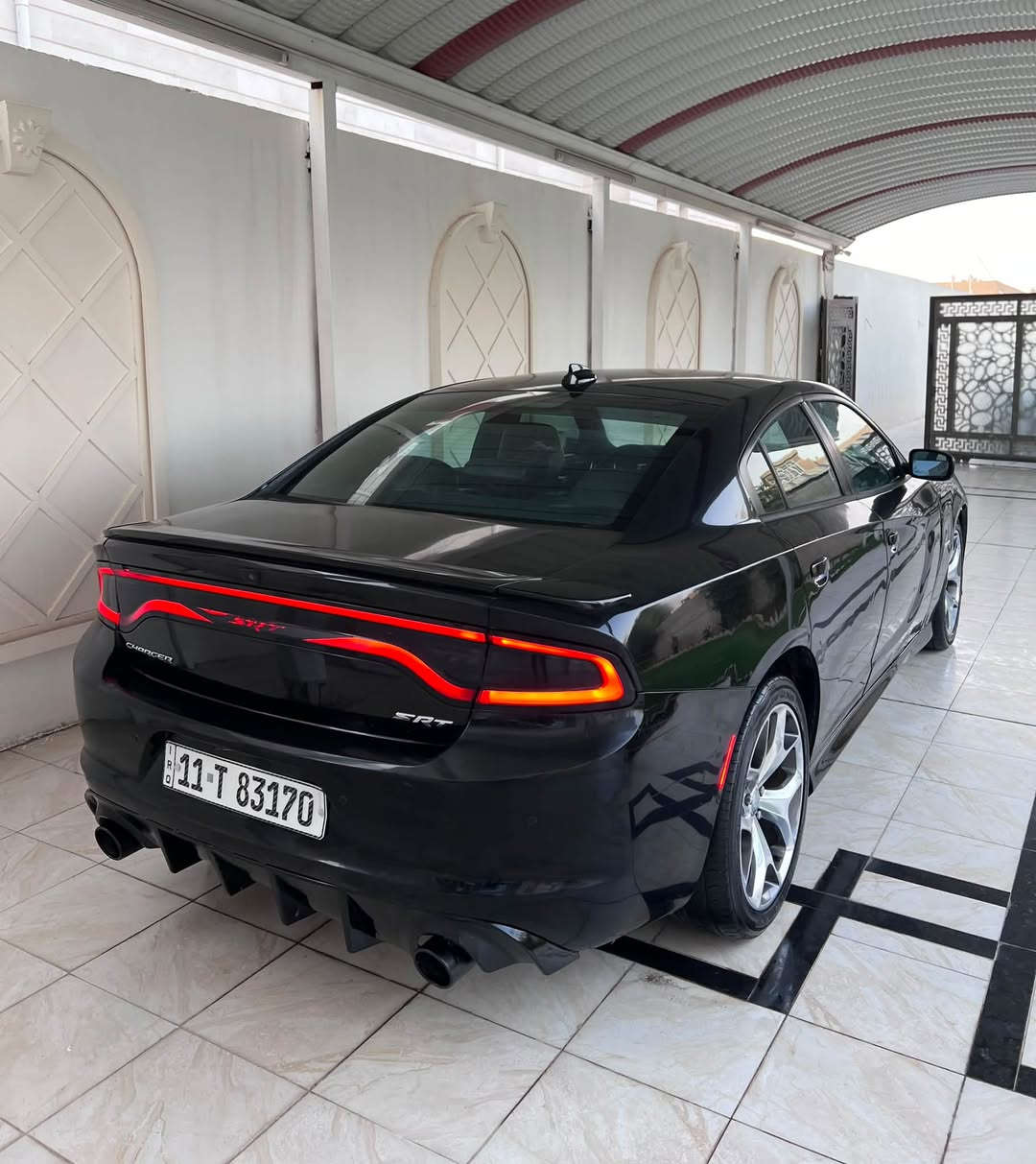 دودج جارجر • V8 ٥٧٠٠ • رقم بغداد