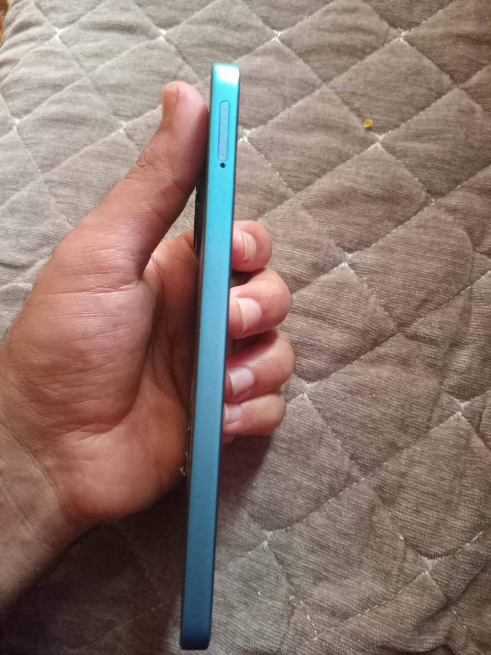 HONOR X8a
ذاكرة 128
الذاكرة الداخلية 8وتكدر اضيفله اذا تريد 
فقط لمس مفطور والجامه مال كامرا واضح بالصورة سعره 100وبي مال شراي اتصل 
***********

نص مكتوب في الصور:
- حول الهاتف 8 MagicOS اسم الجهاز HONOR X8a المعالج المركزي MediaTek Helio G88 ذاكرة الوصول العشوائي ٨,٠ غ.ب + HONOR RAM Turbo دقة الشاشة ٢٣٨٨ x ١٠٨٠ البطارية mAh 4500 المساحة الفارغة ١٠٤,١١ غ.ب الإجمالي ١٢٨ غ.ب وحدة التخزين الداخلية الموديل CRT-LX2