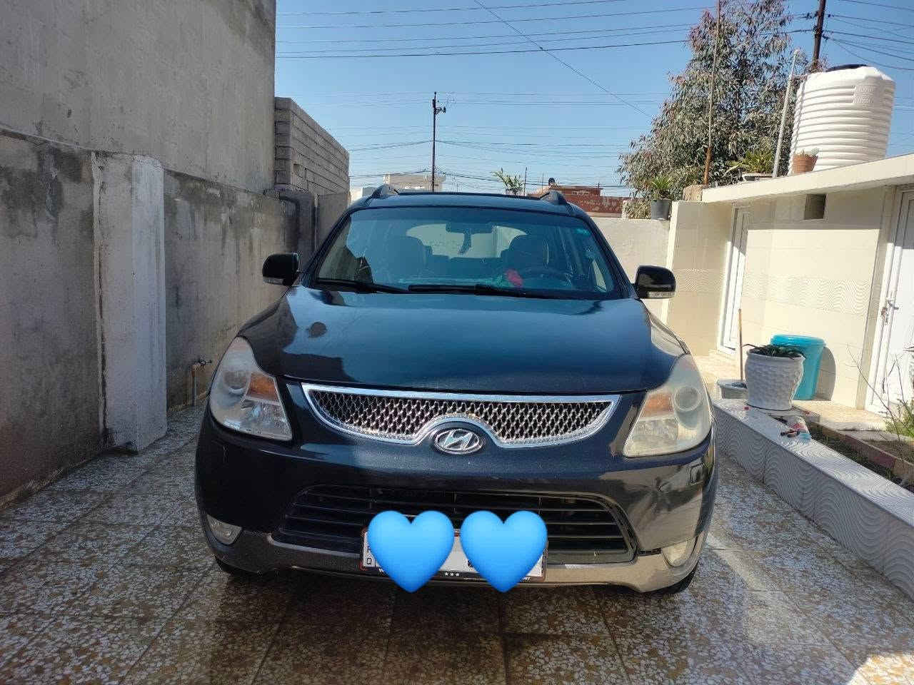 للبيع: هيونداي فيراكروز (Hyundai Veracruz) موديل 2008 - فل مواصفات
🔹 المواصفات:
​المحرك: 6 سلندر سعة 3.8L.
​السعة: 7 راكب عائلية.
​المقاعد: كشنات جلد كهربائي + تدفئة + ذاكرة تخزين (رام).
​التبريد: 3 قطع ثلج.
​الرفاهية والأمان: فتحة سقف بانوراما، شاشة خلفية، حساسات خلفية.
​الرقم والسنوية: رقم نينوى ألماني، السنوية مجددة وجاهزة للتحويل مباشرة.
​
​⚠️ ملاحظة للسيارة: جك الصندوق الخلفي عاطل والبصمة فقط
​💰 السعر المطلوب: 70 ورقة (وبيه مجال للشراي الجاد).
📍 الموقع: موصل جانب الايسر 
📞 للتواصل: ***********
***********
