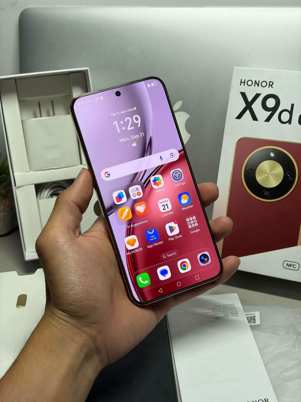 HONOR x9D مستخدم فقط ٥ايام فقط
المقاوم للغبار والكسر  

مواصفات الجهاز 

🔵 المعالج Snapdragon 6 Gen 4

🔵 شاشه 6.7 بوصه بدقه 120 هرتز AMOLED
🔴 ذاكرة داخلية 256 كيكا -  رام 12 كيكا 
🔴 كاميرا  خلفية ثلاثيه 108 + 5

🔵 كامرا اماميه بدقه 16 ميكا 

🔴 بصمه اصبع + بصمه وجه 

🔵  نظام التشغيل : اندرويد 16

🔵 بطارية 8300 مللي بسرعة شحن 66 واط 

🔥🔥 السعر 440
***********
***********

نص مكتوب في الصور:
- SOS only 1:30
- About phone
- 10
- MagicOS
- Device name
- HONOR X9d
- Processor
- Snapdragon 6 Gen
- 4
- RAM
- 12 GB
- +12 GB
- Honor RAM Turbo
- Silicon-Carbon Battery
- 8300 mAh
- Honor Eye Comfort Screen
- 2640 x 1200
- Internal storage
- 232.98 GB free
- 256 GB total
- Model
- MTN-NX1
- Build number
- 10.0.0.145(C636E5R103P1)
- GPU Turbo
- CARBON MOBILE
- HONOR
- HONOR X9d 5G
- 12GB / 256GB
- 8GB / 256GB
- متوفر الآن
- 514,500 IQD
- 484,000 IQD
- كاميرا
- 108MP OIS
- بطارية ضخمة
- 8300mAh
- مقاومة عالية
- للسقوط
- مقاومة للماء
- والغبار
- Phone
- ***********
- Location
- زيونة - شارع الربيعي - مجاور البيت التركي - مجمع الصادق التجاري