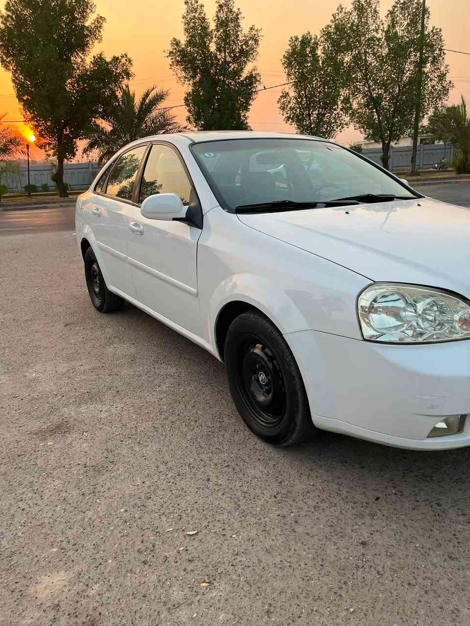 السلام عليكم سياره اوبتر للبيع موديل ١٢السياره جاهزه من كل النواحي كير مكينه تبريد حدايه السياره باسمي رقم بغداد السياره بيها صبغ جاملغين امامي بدون دواخال وباب خلفي معروضه ٧١وبيها مجال قليل مكاني بغداد البياع ***********
