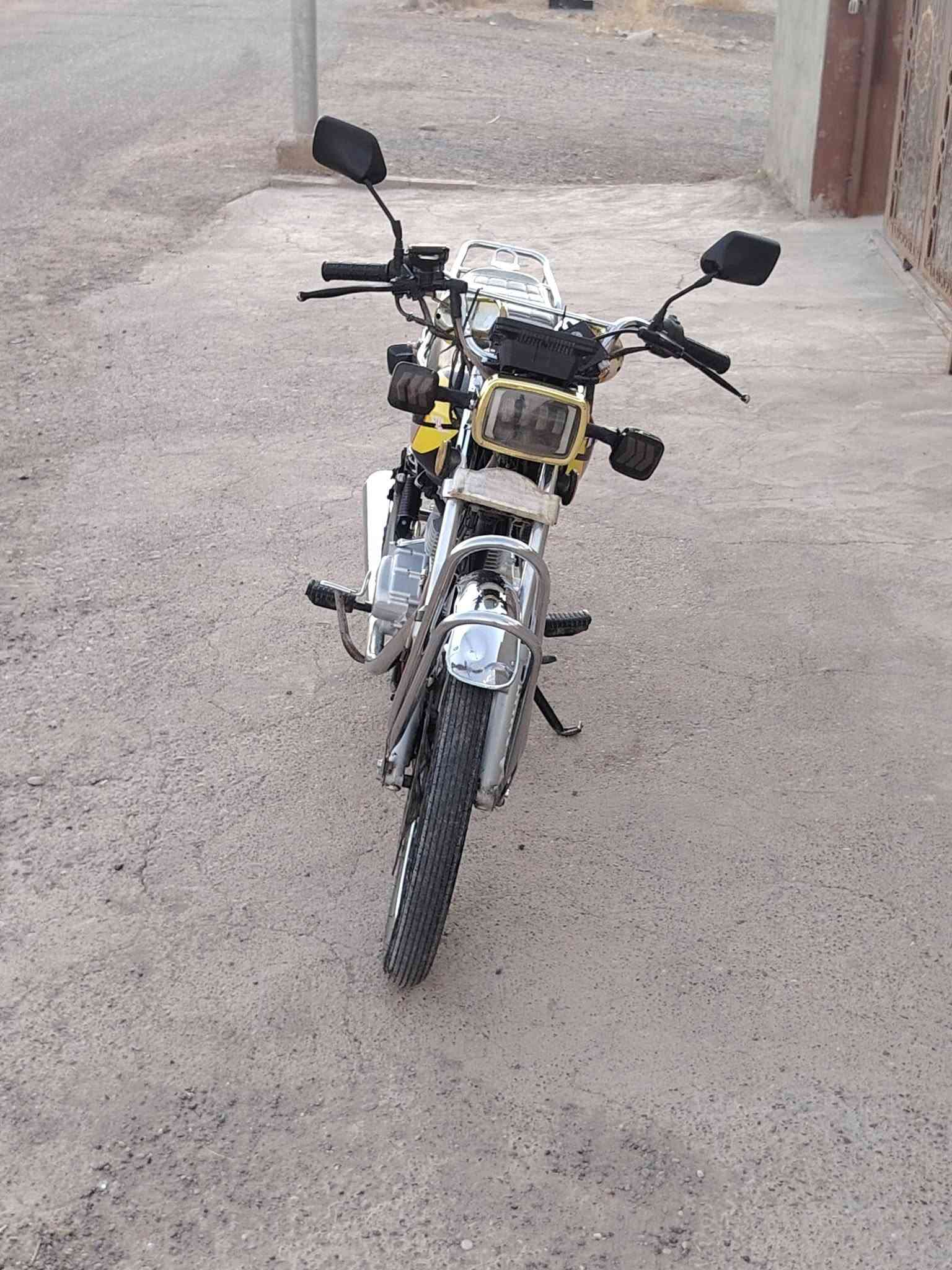 ✦ ﴿ بِسْمِ اللهِ الرَّحْمٰنِ الرَّحِيمِ ﴾ ✦
🏍️ موطور سونيك للبيع 🏍️

🔹 موديل 2025
🔹 منافيس موجود 
🔹 محرك كبس ما مفتوح
🔹 دشبول إلكتروني 
🔹 
🔹 الموطور جاهز امجنبز علا اخر حركه 
🔹مكاني جنوب الموصل القياره قرية تل الشعير 
💰 السعر خاص

📞 للاستفسار والاتصال: ***********
