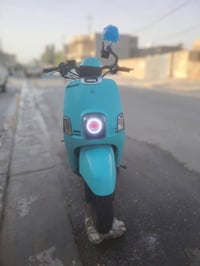 بوليس • ٢٠١٣ • زنون