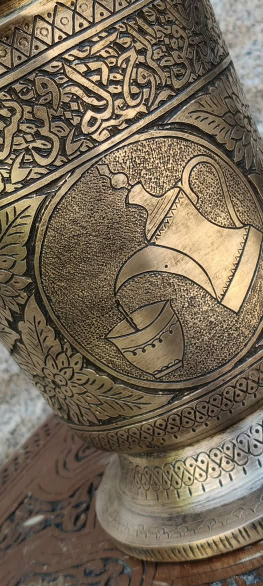 دلة • ٢٥ سم • وزن ١٣ ونص