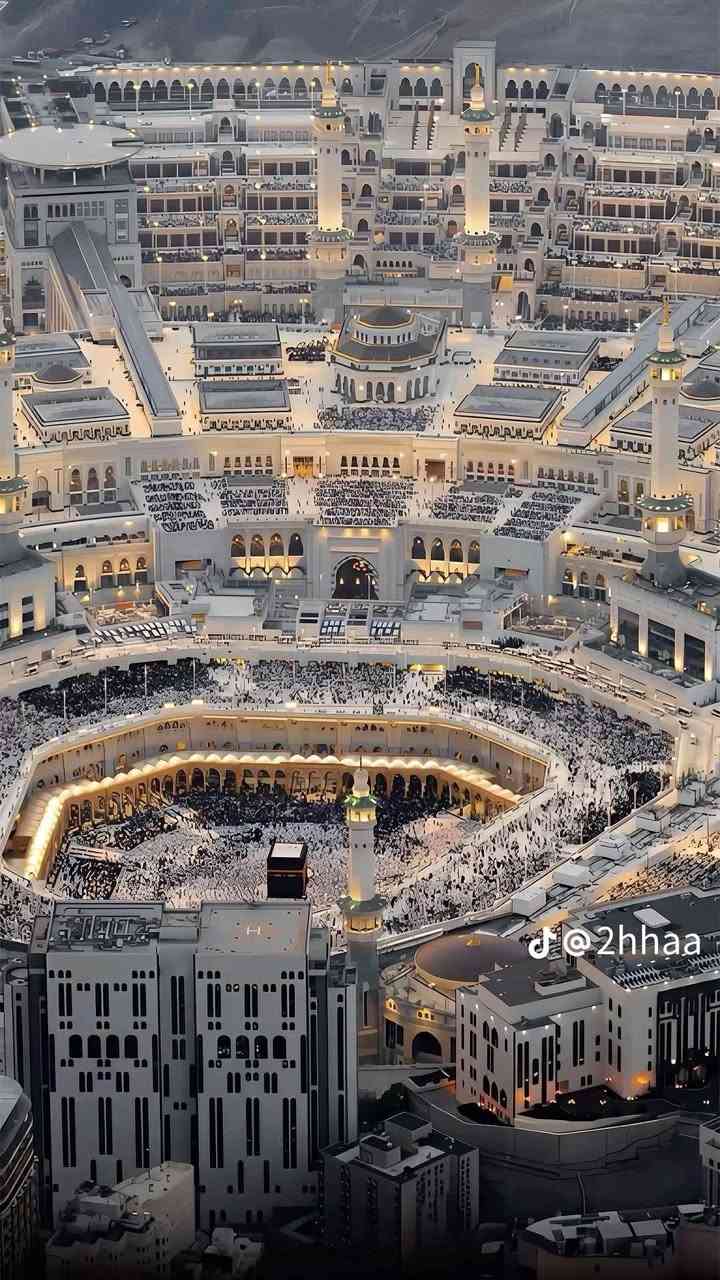 👳🏻‍♂️🕌 خـدمـة الحـاج شــرف لنــا 🕌👳🏻‍♂️
     🔴💯مع ديار العراق والبروج 💯🔴
 🟥 فخامة الاسم تكفي اسال من كان معنا 🟥
        ❇️ أحجز الان قبل نفاذ المقاعد ❇️

   🌹🌹تفـرغ للـعبـاده واتـرك لنا شــرف خدمتكم🌹🌹
✈️✈️✈️✈️✈️✈️✈️✈️✈️✈️✈️✈️✈️✈️ ✈️✈️⬅️يوم (9/7)

البرنامج الاول 

 ✈️✈️برنامج الجو✈️✈️
السعر(600)$دولار 

فندق ايلاف بكه   

⬇️⬇️⬇️⬇️⬇️⬇️⬇️⬇️⬇️⬇️⬇️⬇️⬇️⬇️⬇️⬇️
🏢 3 ليالي مدينه المنورة المنطقه المركزيه
🏢 7مكه المكرمه -فندق ايلاف بكه  او باب الملتزم
⬅️يشمل البرنامج الهدايا والاحرامات 

    
⬅️ مزارات المدينه المنوره 
⬅️ مزارات مكة المكرمة 

🚌🚌برنامج الثاني🚌🚌
برآ برآ
السعر(450)$دولار 
فندق ايلاف بكه او باب الملتزم

⬇️⬇️⬇️⬇️⬇️⬇️⬇️⬇️⬇️⬇️⬇️⬇️⬇️⬇️⬇️⬇️
🏢 2 ليالي مدينه المنورة المنطقه المركزيه
🏢 6مكه المكرمه 
⬅️يشمل البرنامج الهدايا والاحرامات 
       
⬅️ مزارات المدينه المنوره 
⬅️ مزارات مكة المكرمة 

 
ملاحظه 
يتوفر
 لدينا اقساط لحمله بطاقه ماستر الرافدين

لاظافه وجبتين  الطعام يظاف مبلغ 150$

💢 السكن بالمدينة المنورة بعد الساعه الرابعه عصراً ..
السكن رباعي 
لتحسين السكن ضافه مبلغ حسب نوع السكن 
⬆️⬆️⬆️⬆️⬆️⬆️⬆️⬆️⬆️⬆️⬆️⬆️⬆️⬆️⬆️

سارعو بتسليم جوازتكم قبل نفاذ المقاعد

🔺 يسعدنا تواصلكم معنا ويمكنكم الحجز عن طريق :-
☎️ الأتصال بالارقام المرفقة في نهاية المنشور ..
📌 او زيارة موقع شركة بغداد - اليرموك  ساحه قحطان  مجاور مطعم هوى بغداد

📞 *********** - ***********
شعارنا هو تفرغ لعبادتك وترك لنا خدمتكم
